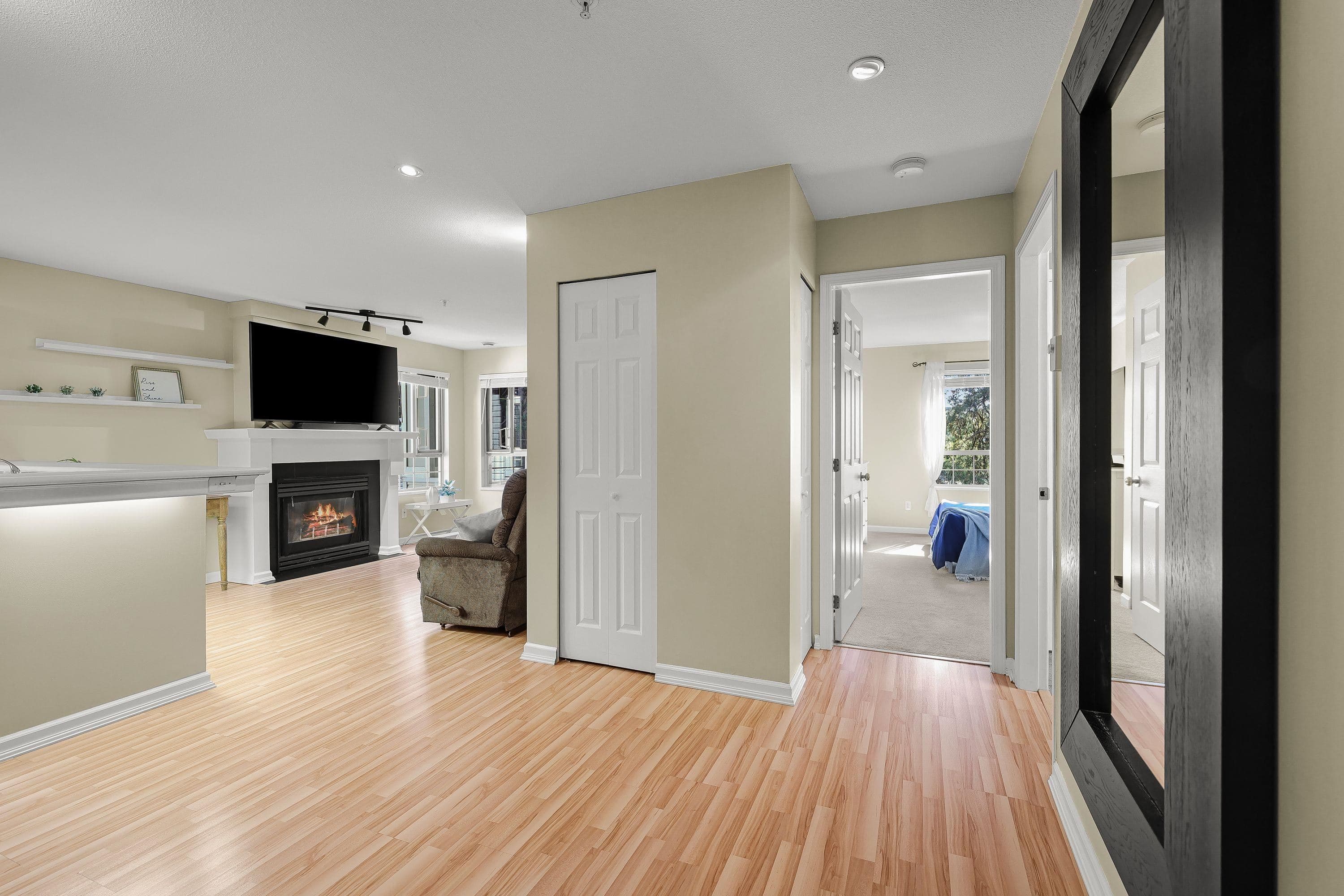 210 - 22025 48 Avenue, Langley, V3A 8L2 — photo 4