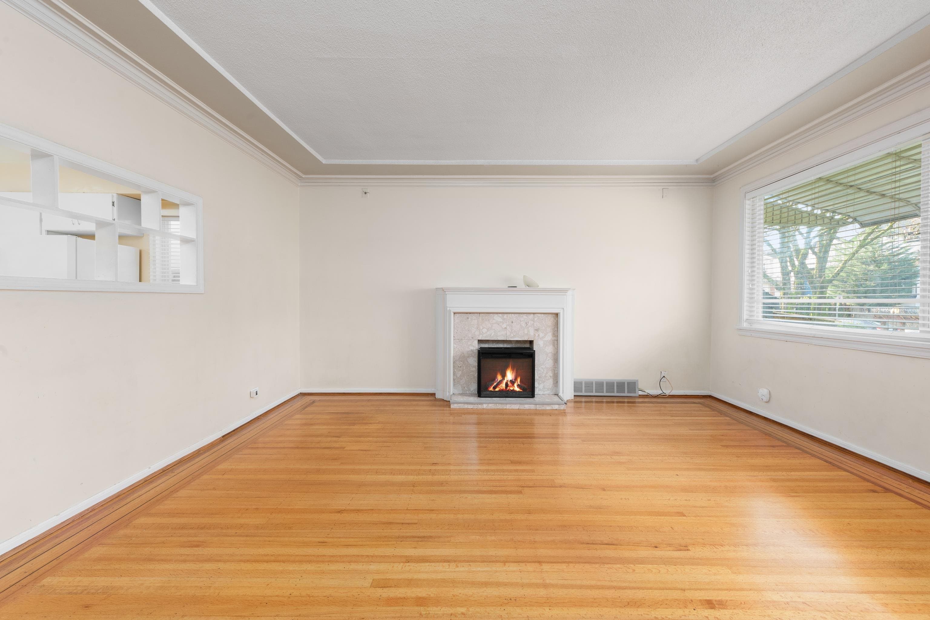 5556 Earles Street, Vancouver, V5R 3S1 — photo 3