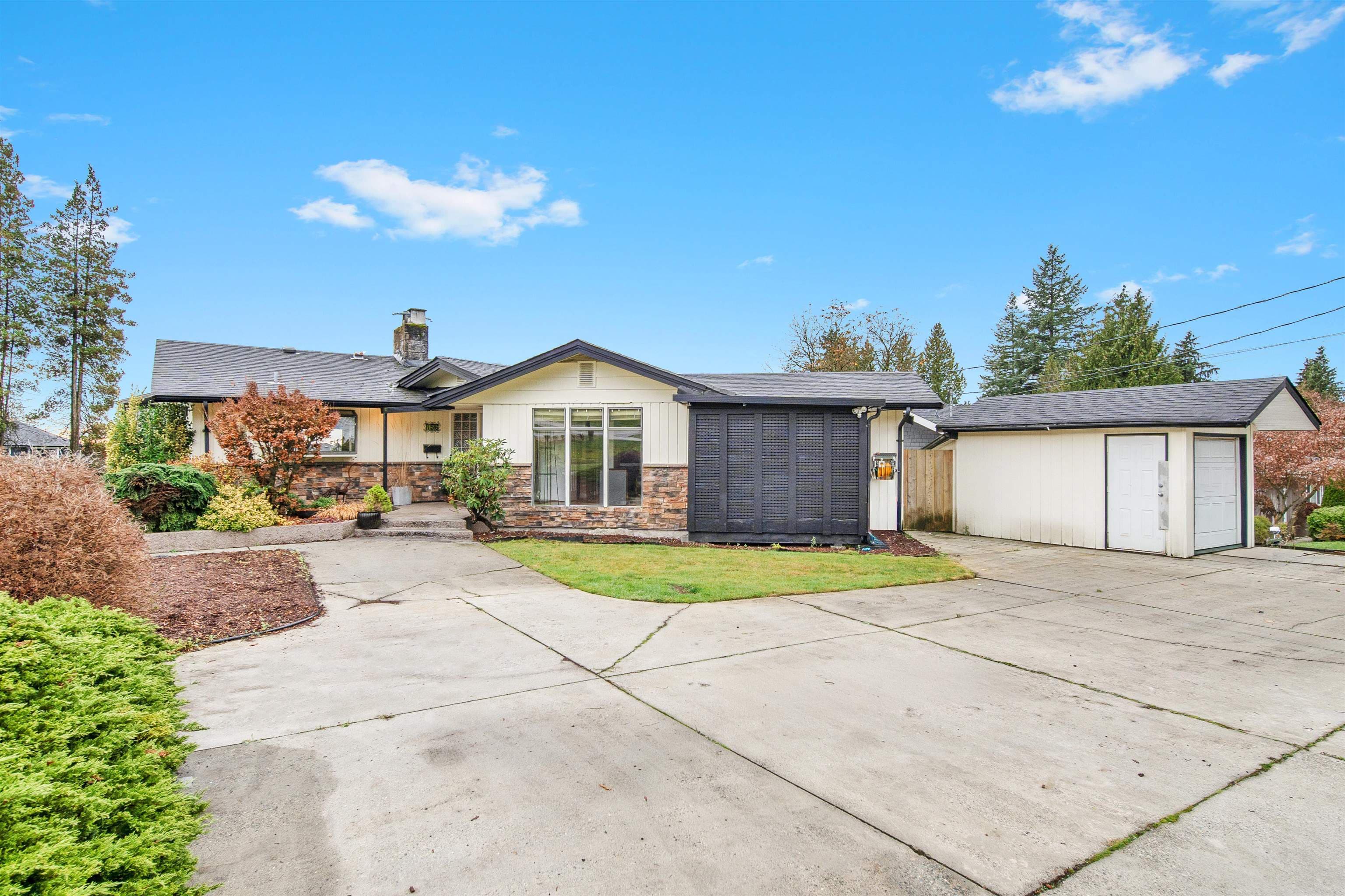 756 Shaw Avenue, Coquitlam