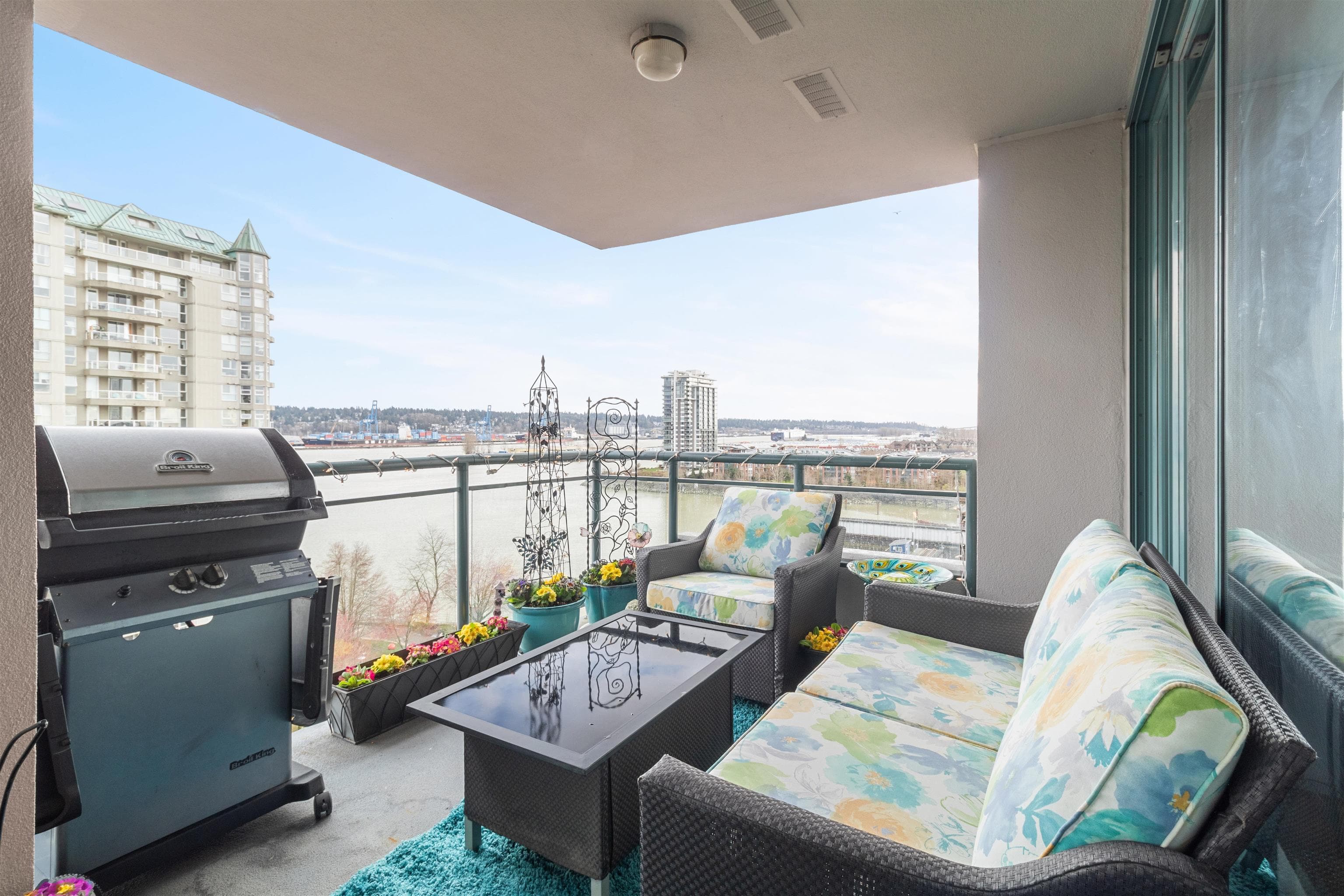 1101 - 8 Laguna Court, New Westminster