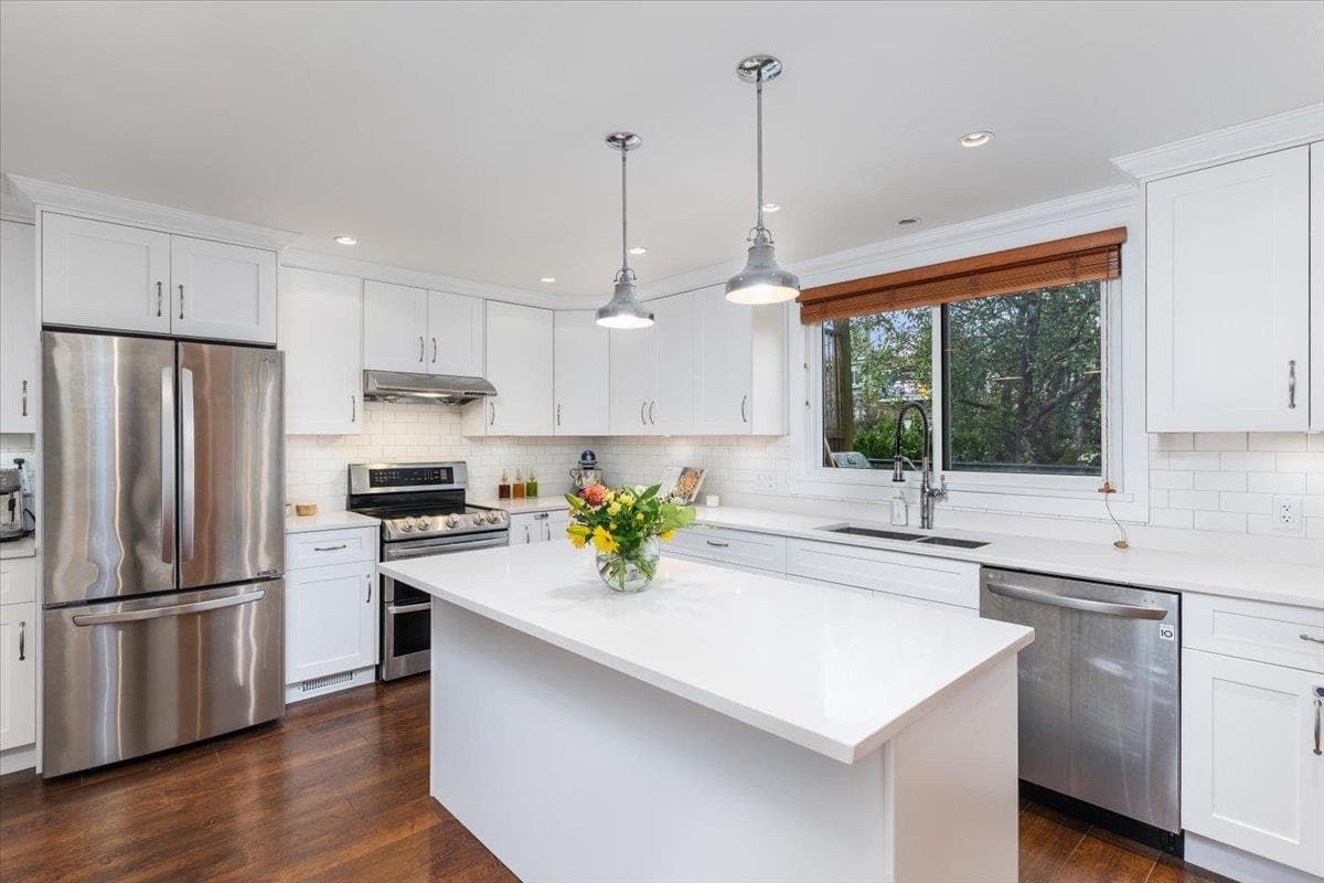 4833 Lanark Street, Vancouver