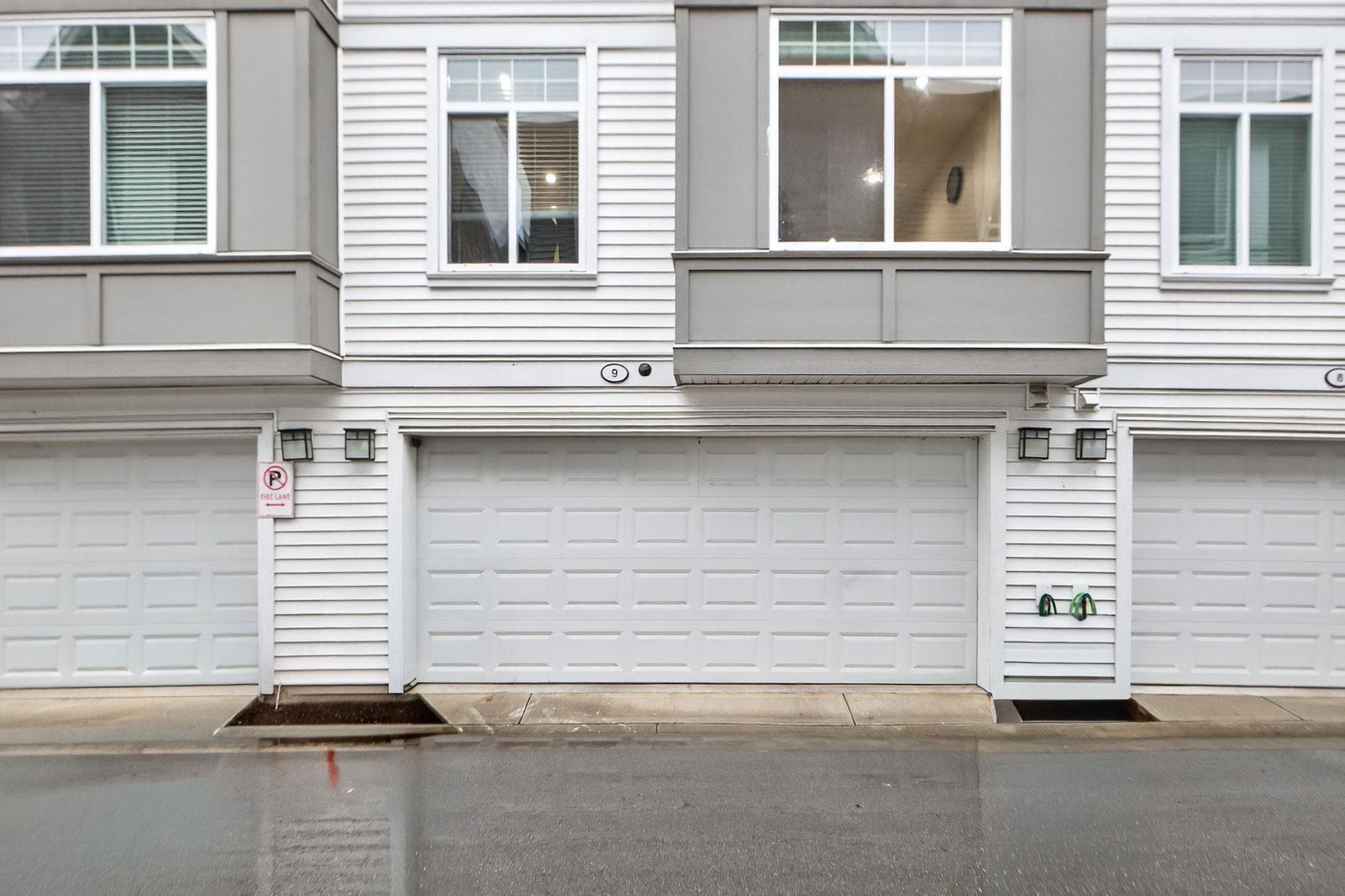 9 - 11267 133 Street, Surrey, V3R 0E3 — photo 2