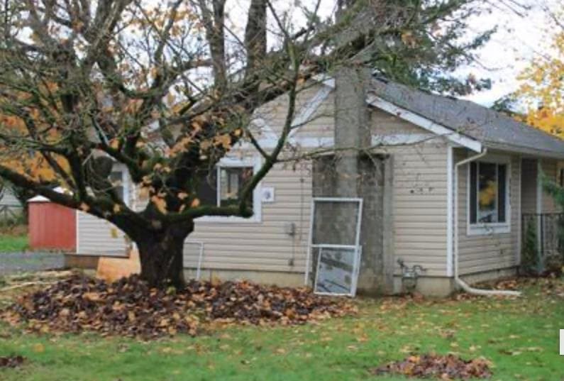 8881 Nowell Street, Chilliwack, V2P 4X3 — photo 1