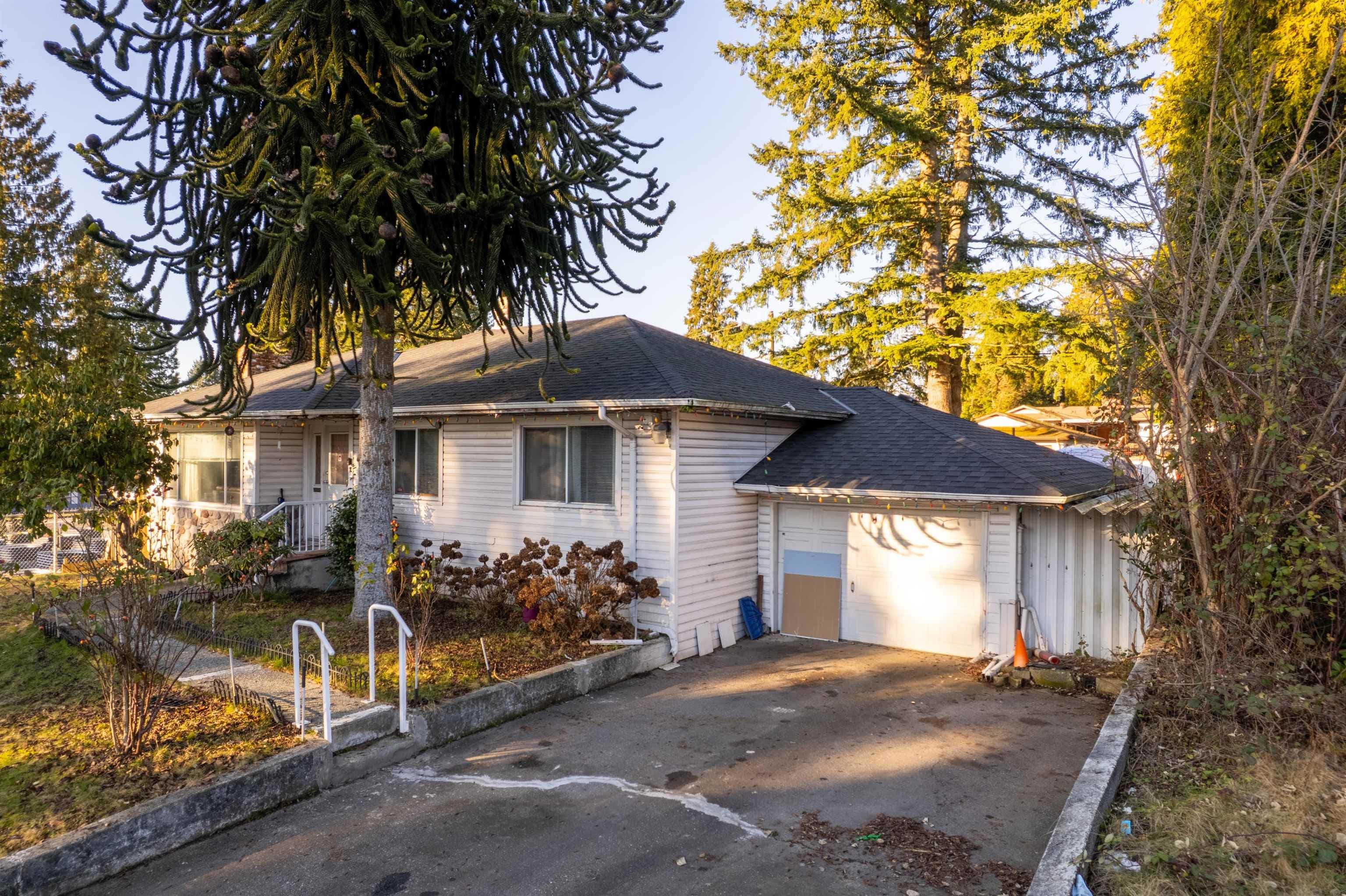 22023 Lougheed Highway, Maple Ridge, V2X 2S7 — photo 5