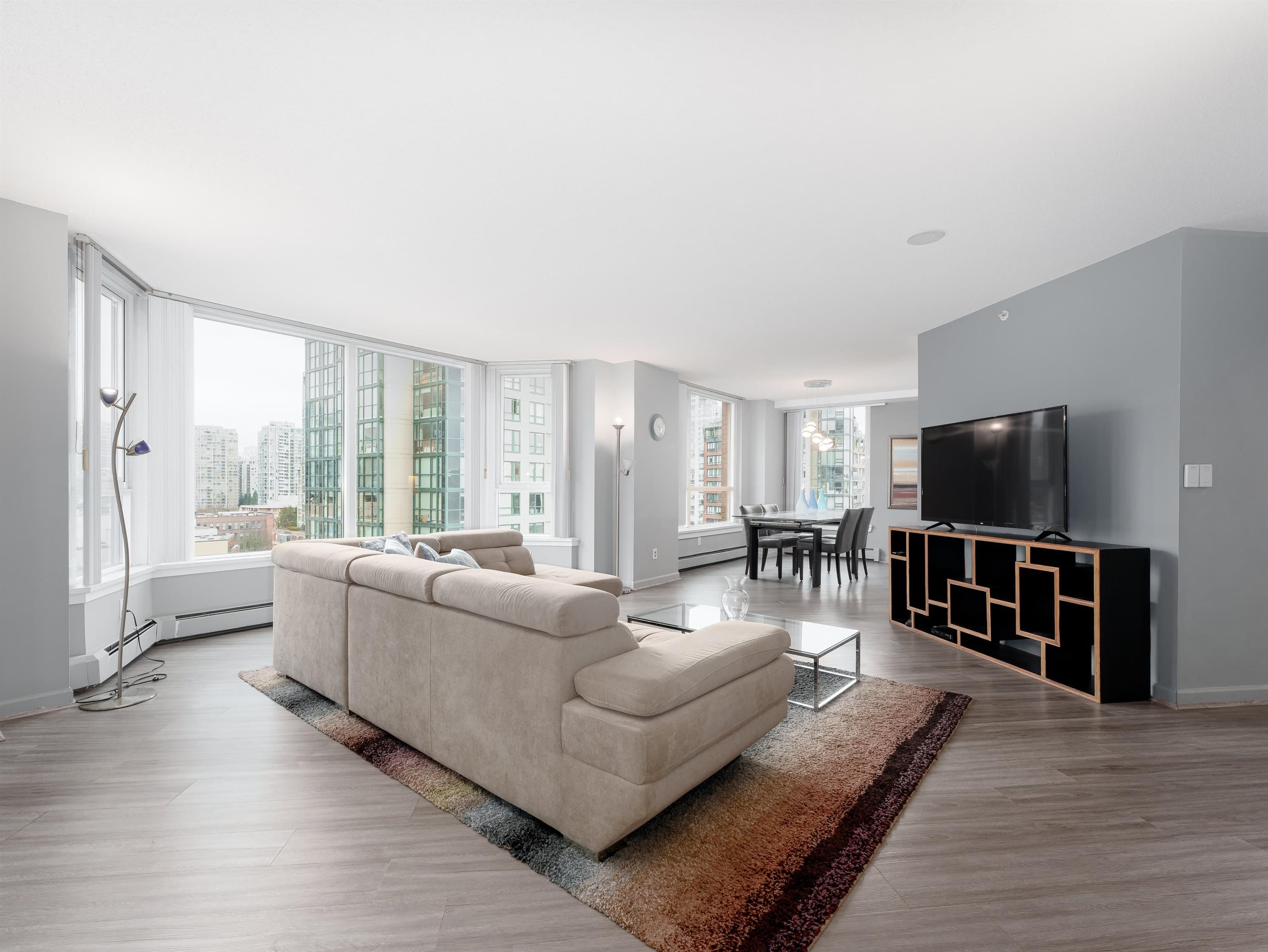 1306 - 388 Drake Street, Vancouver, V6B 6A8 — photo 2