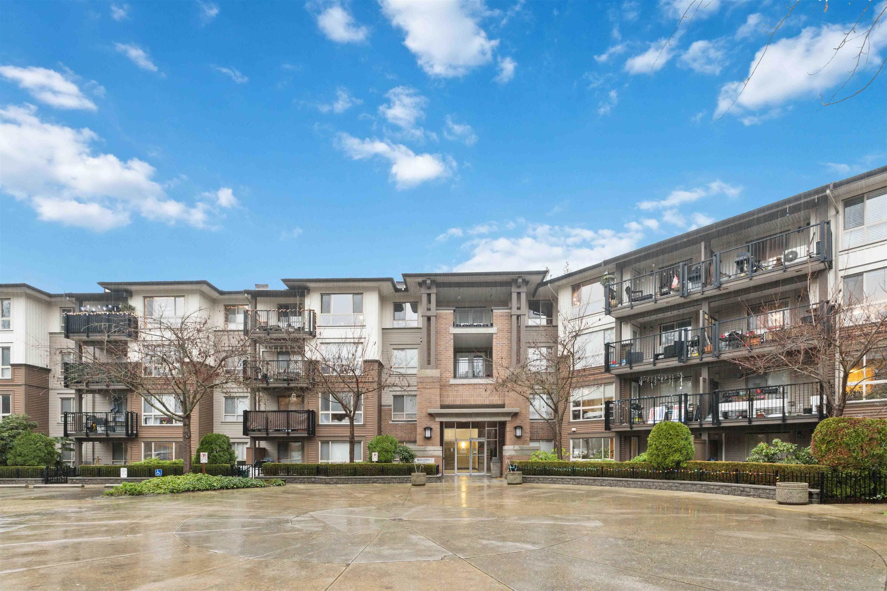 403 - 11665 Haney Bypass, Maple Ridge