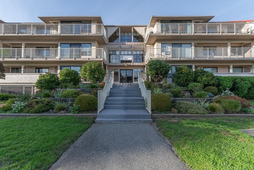 207 - 33233 Bourquin Crescent, Abbotsford