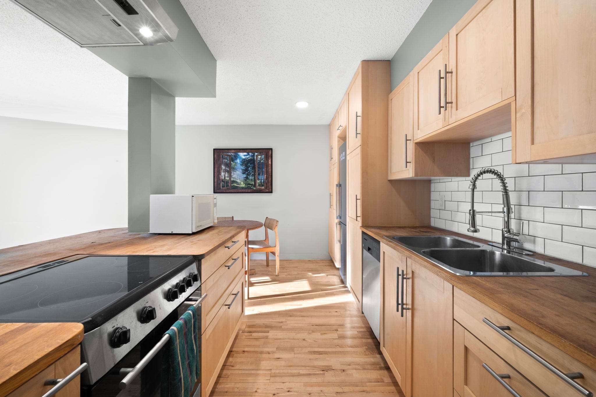 104 - 1549 Kitchener Street, Vancouver, V5L 2V8 — photo 1