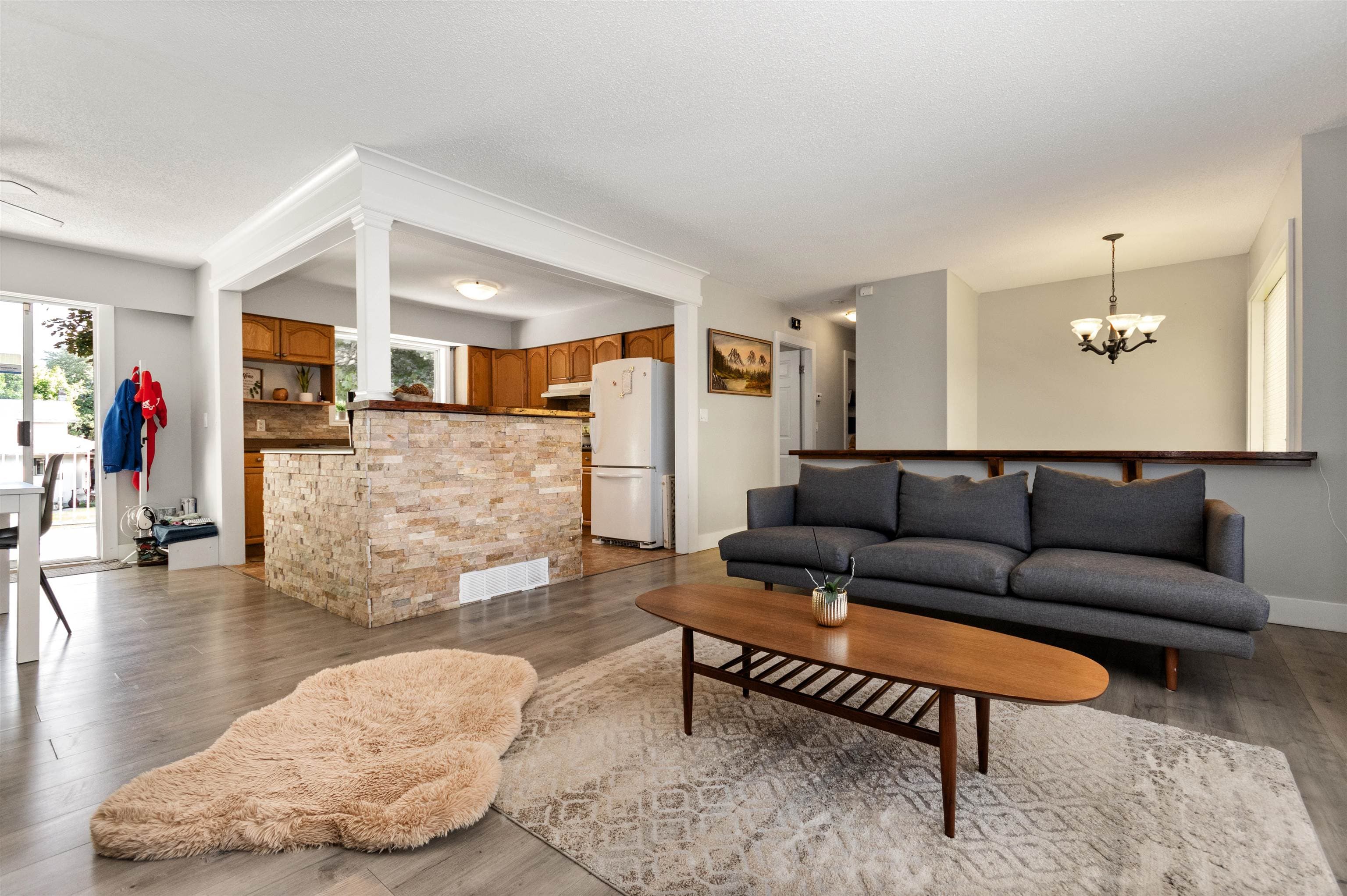 9476 Paula Crescent, Chilliwack, V2P 6H2 — photo 2
