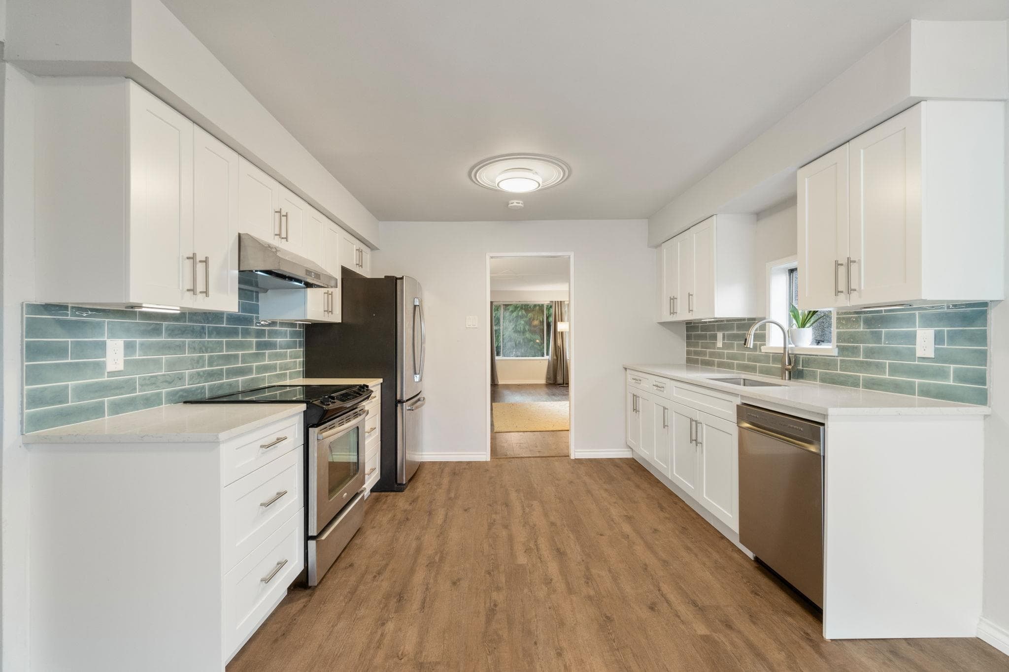 2611 Parker Street, Vancouver, V5K 2T5 — photo 2