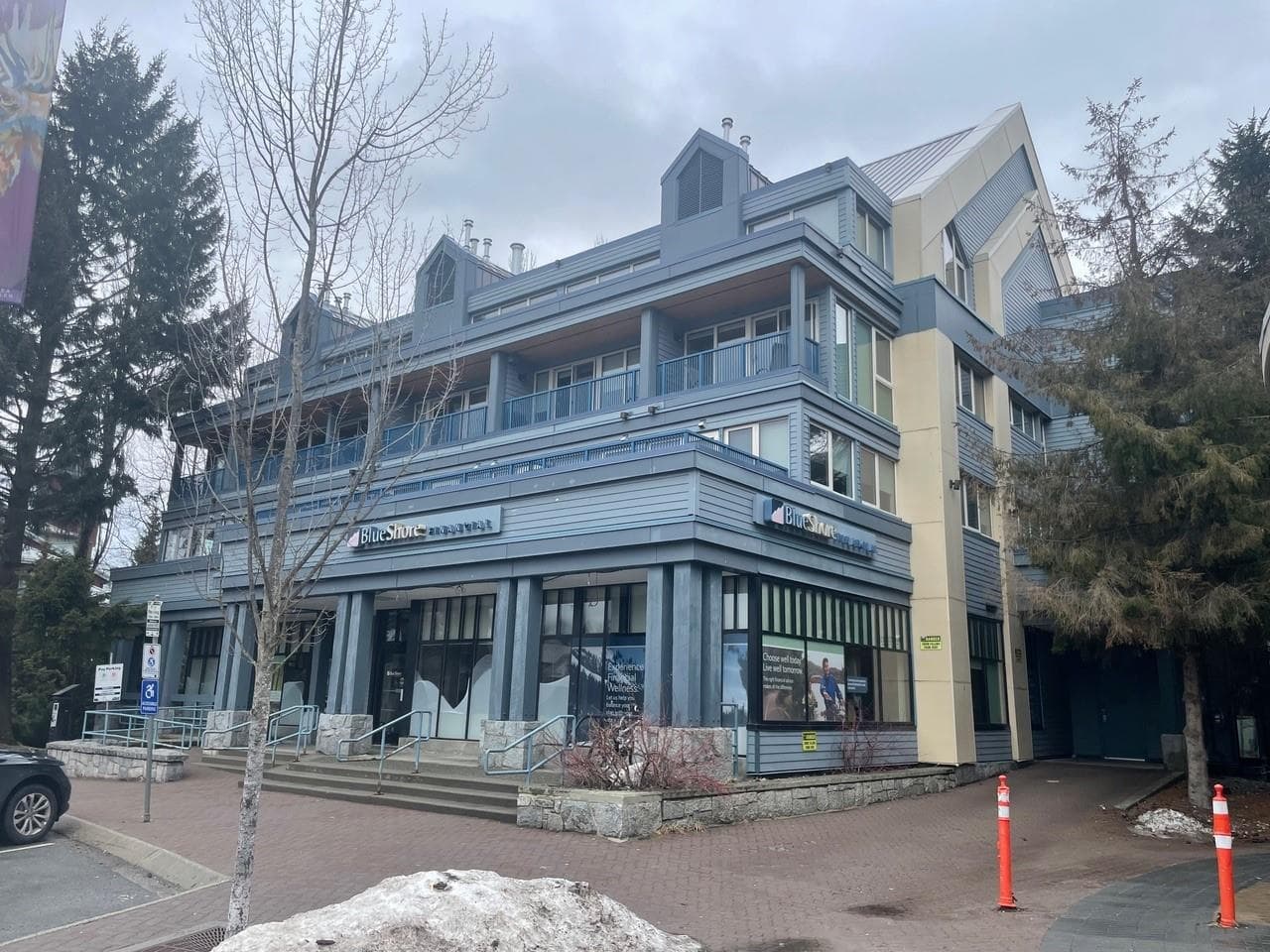 310 - 4321 Village Gate Boulevard, Whistler, V0N 1B4 — photo 2