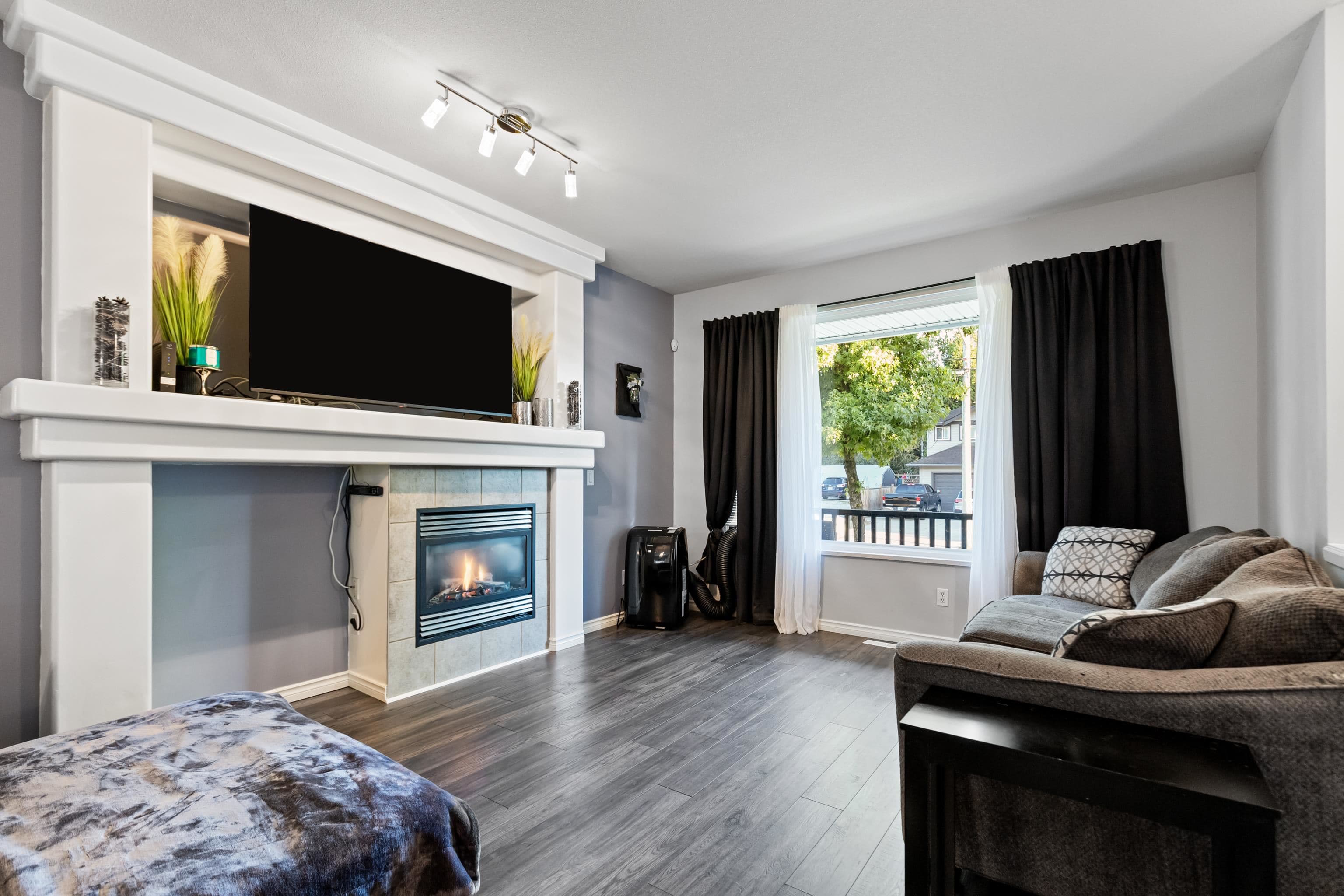 24107 102 Avenue, Maple Ridge, V2W 2A2 — photo 5