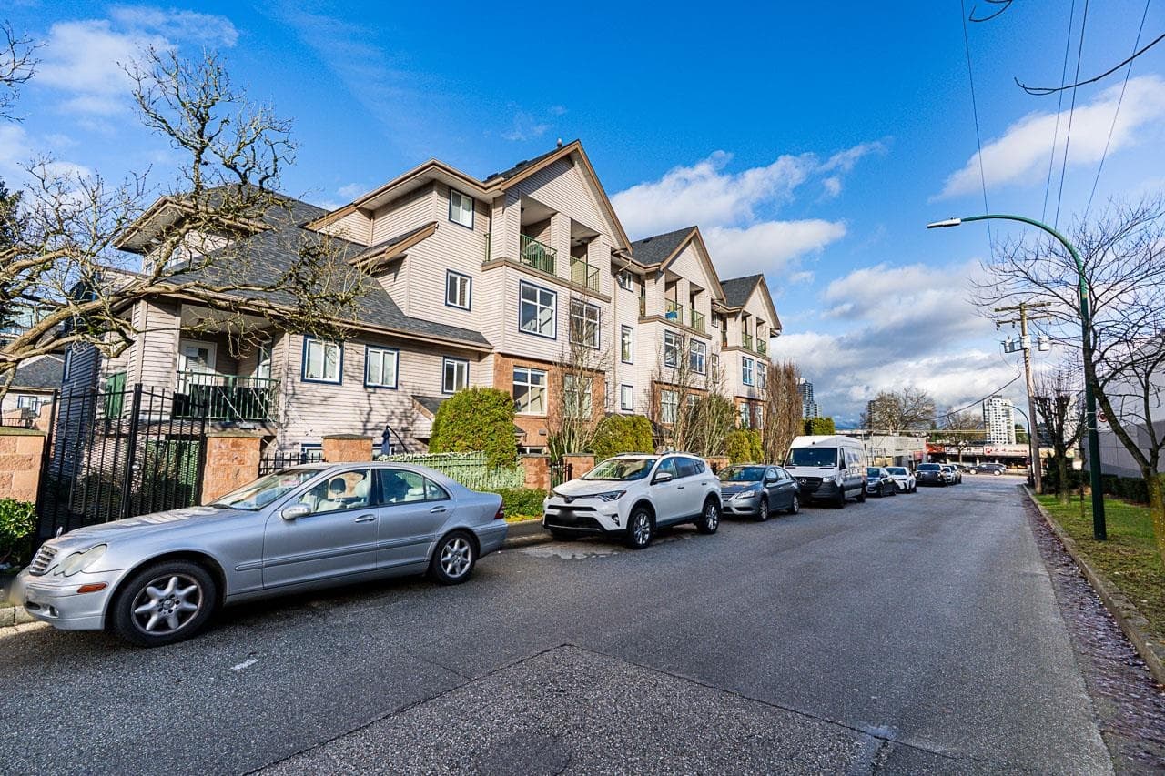 211 - 5625 Senlac Street, Vancouver, V5R 6G8 — photo 4