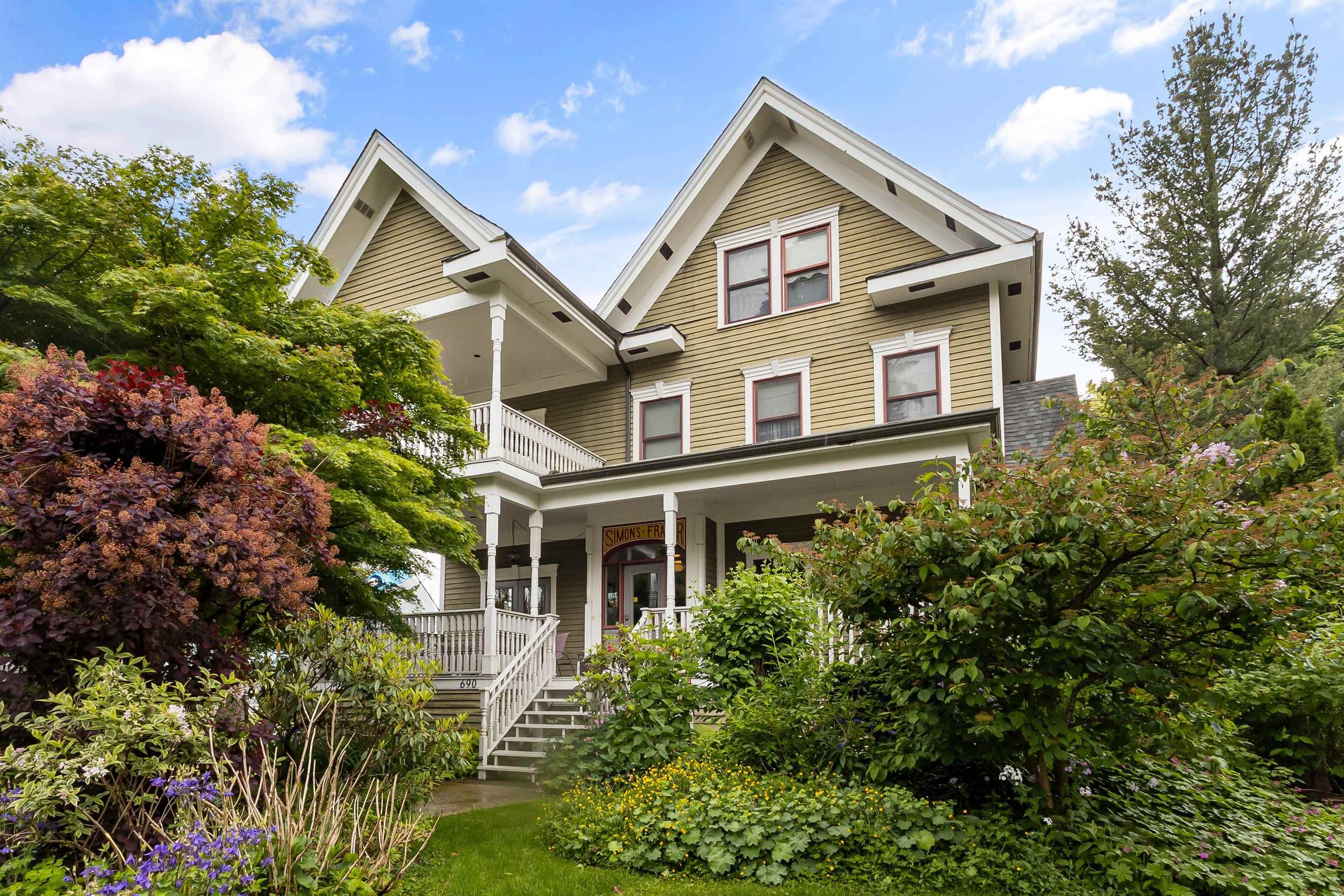 690 Fraser Avenue, Hope