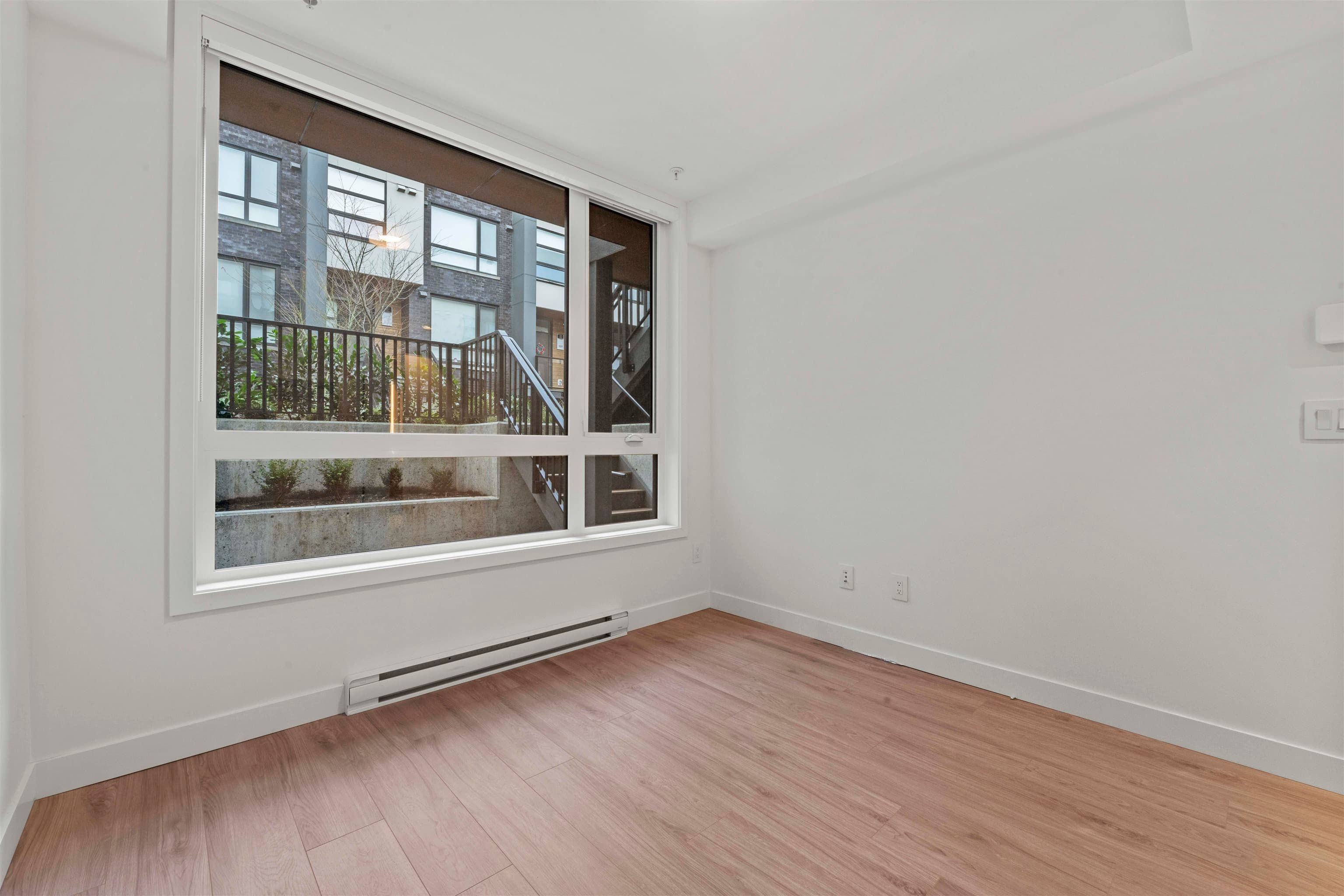 614 - 6085 Irmin Street, Burnaby, V5J 5C5 — photo 3