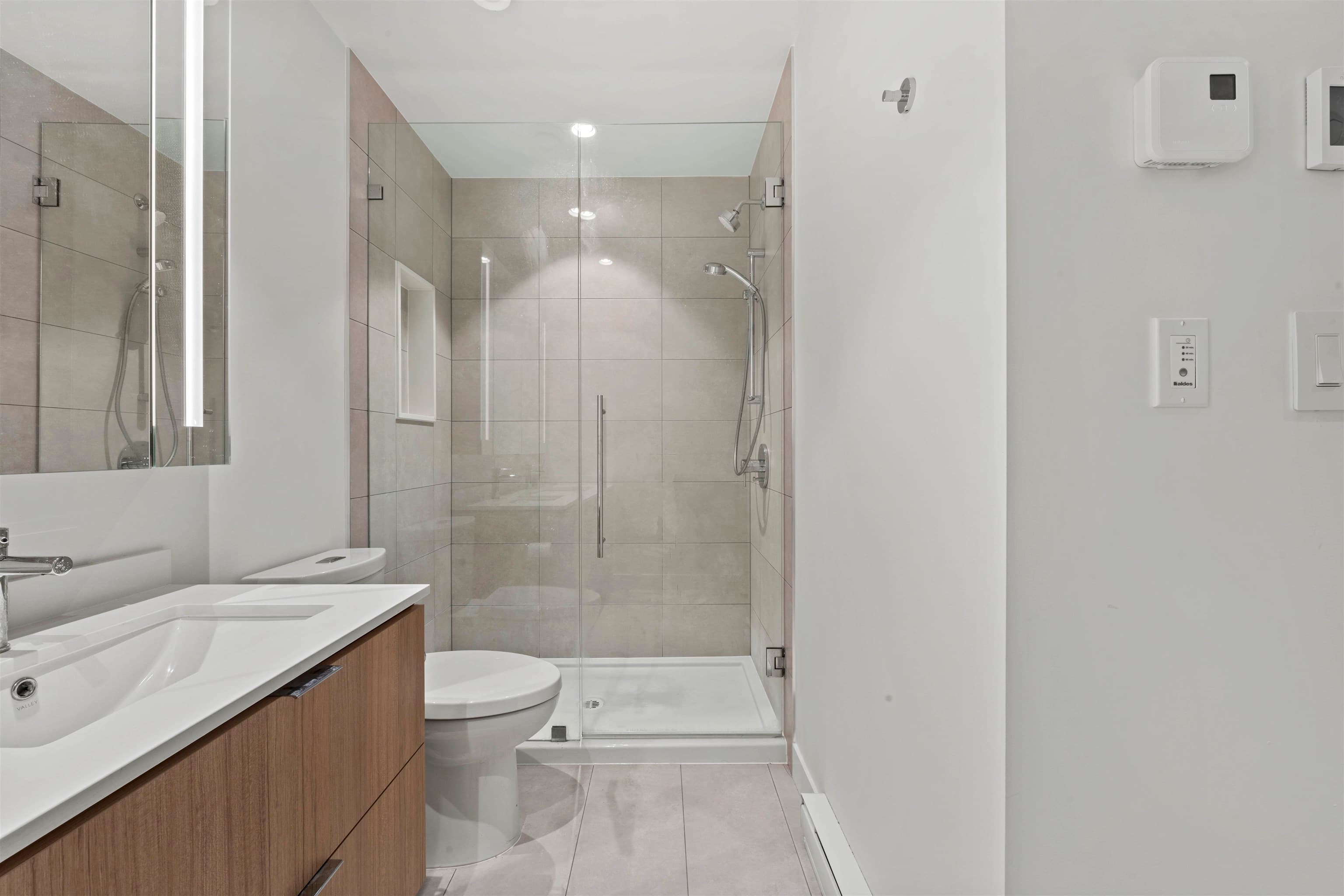 614 - 6085 Irmin Street, Burnaby, V5J 5C5 — photo 5