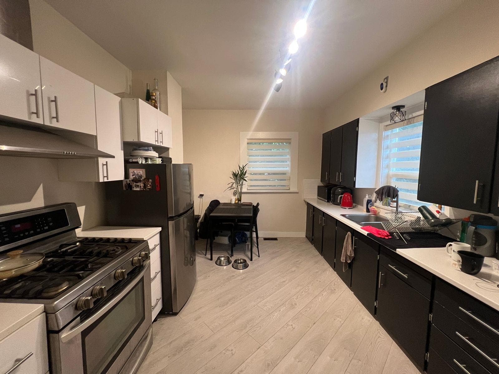 560 Springer Avenue, Burnaby, V5B 3K7 — photo 3
