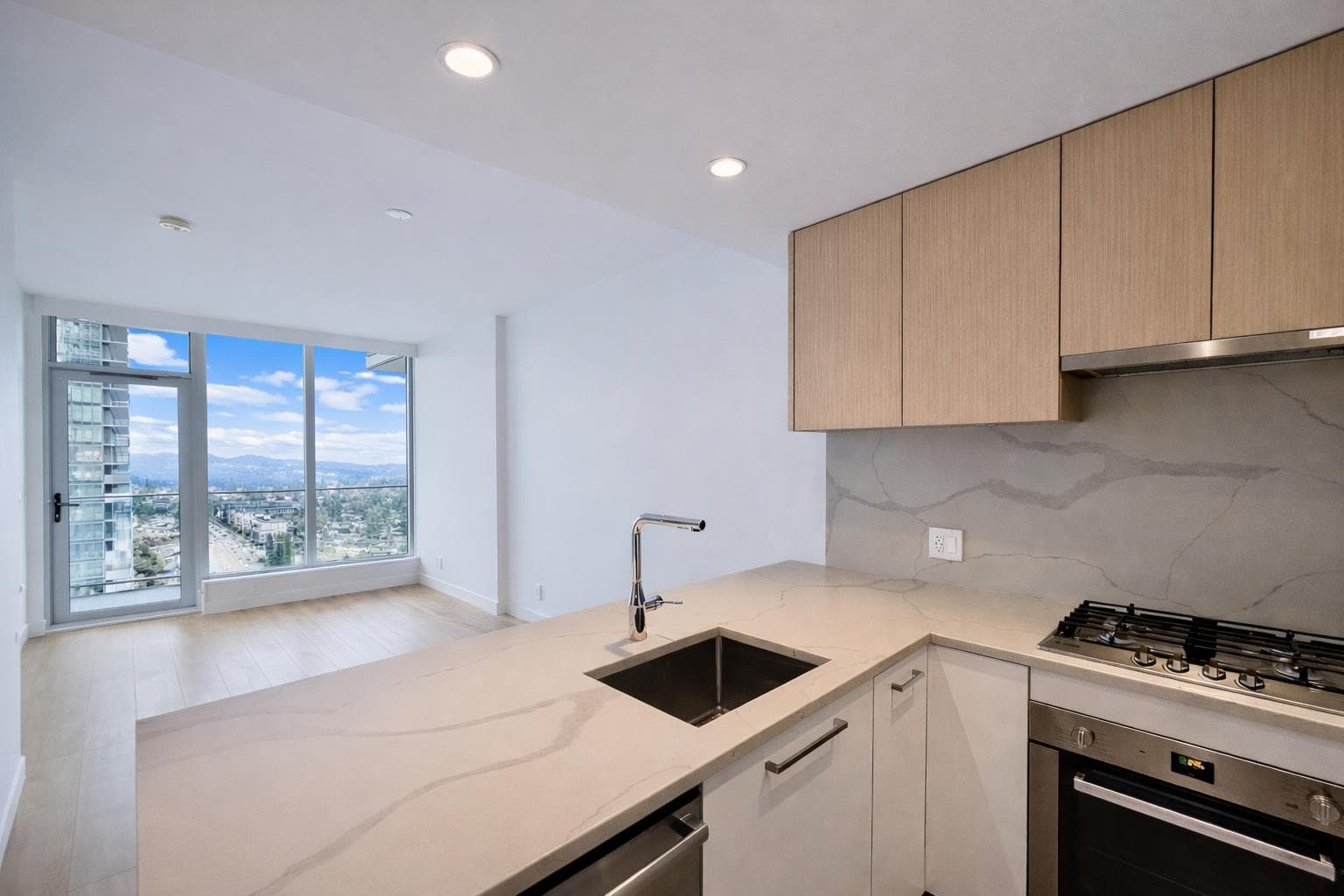 2605 - 567 Clarke Road, Coquitlam, V3J 0K7 — photo 5