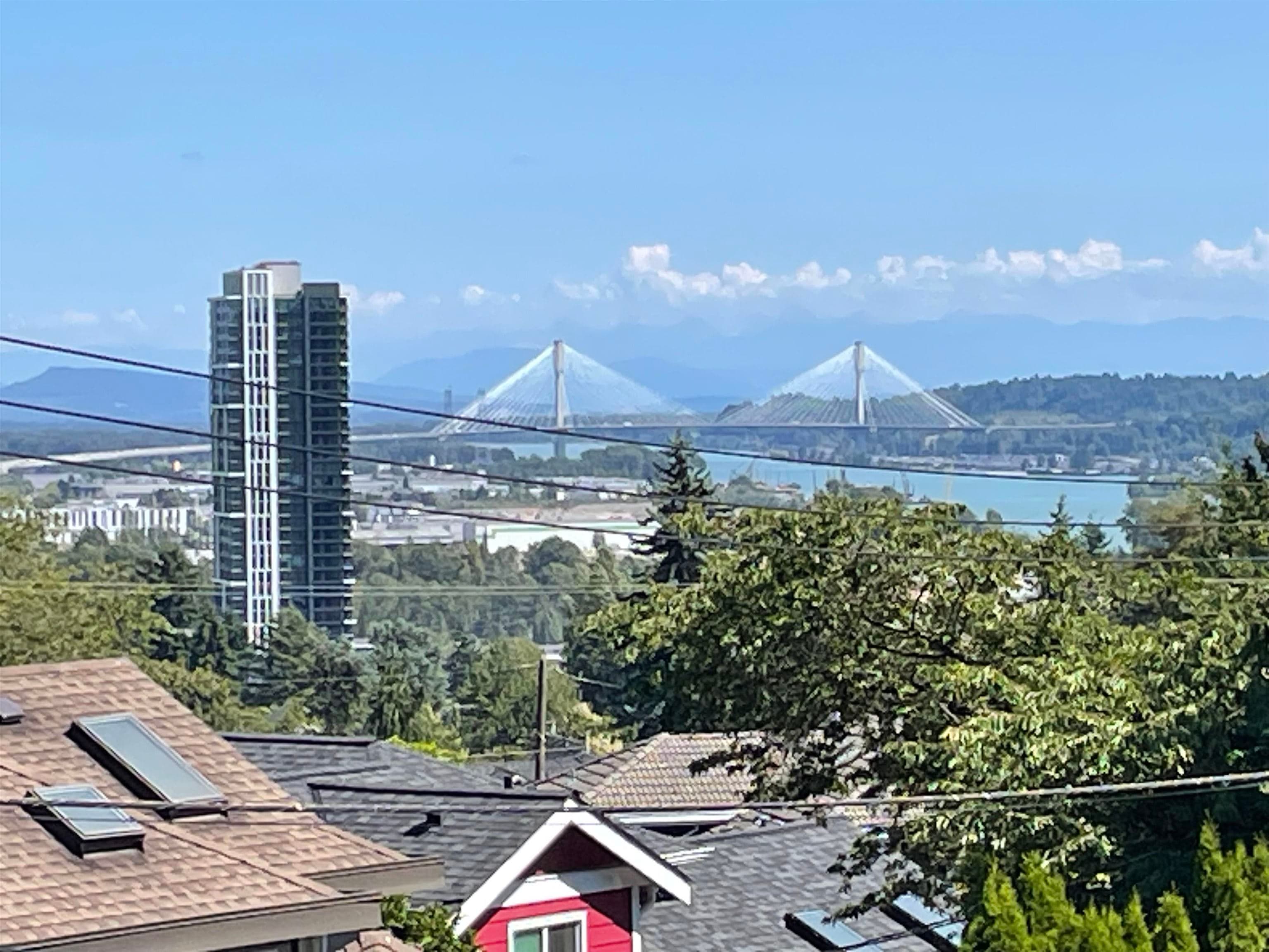917 Ladner Street, New Westminster, V3L 4W5 — photo 2