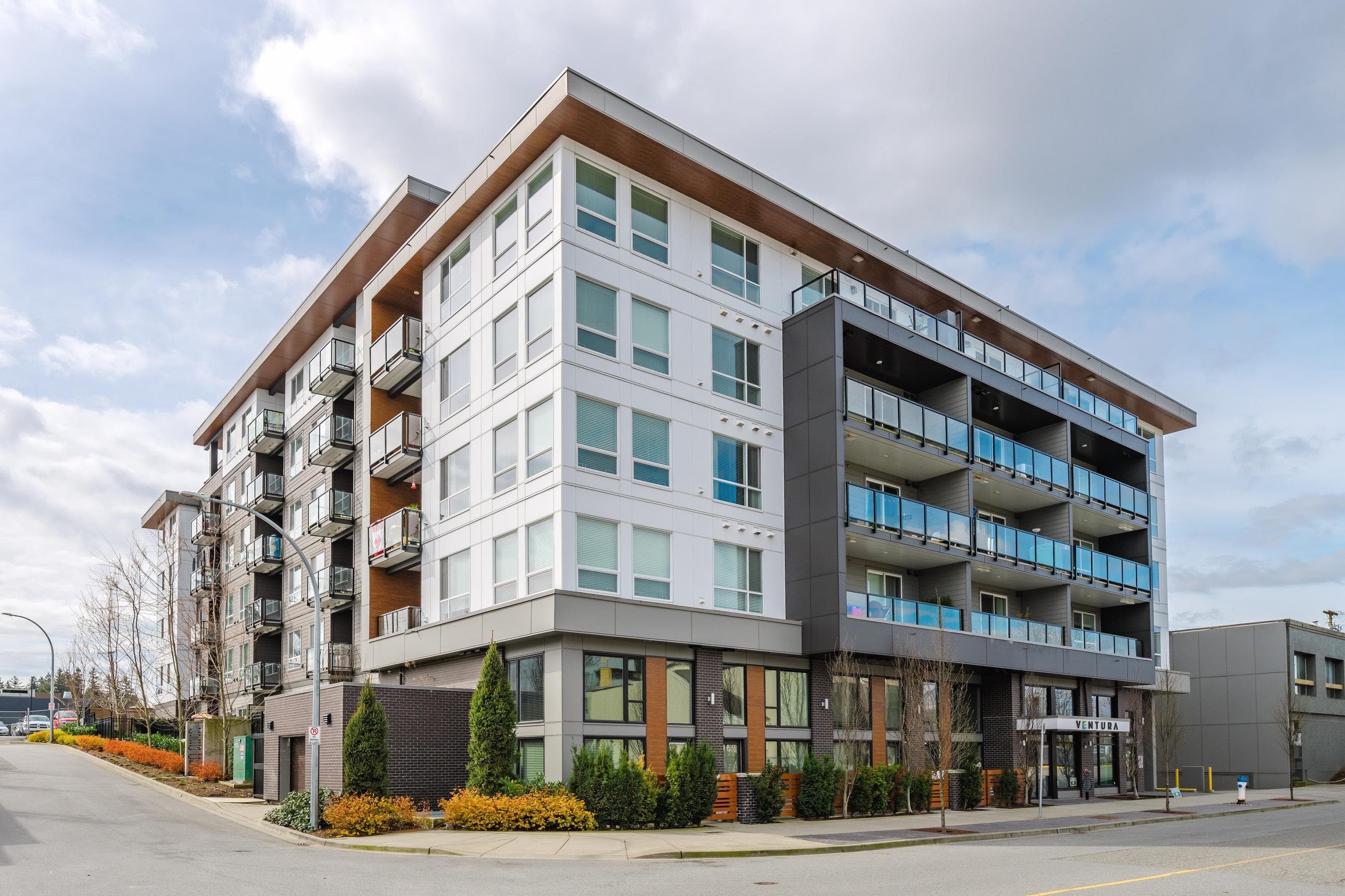 304 - 32838 Ventura Avenue, Abbotsford, V2S 0M5 — photo 1