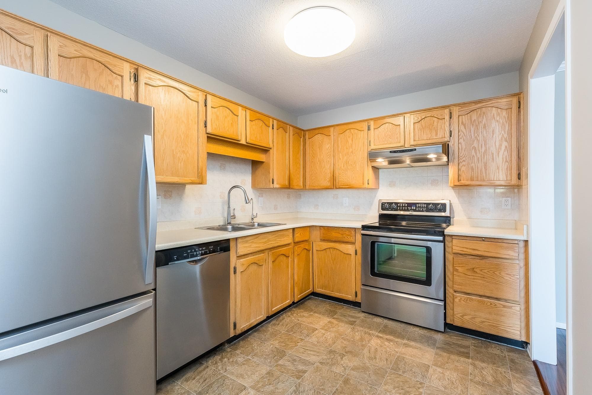 121 - 31850 Union Avenue, Abbotsford, V2T 4V2 — photo 5