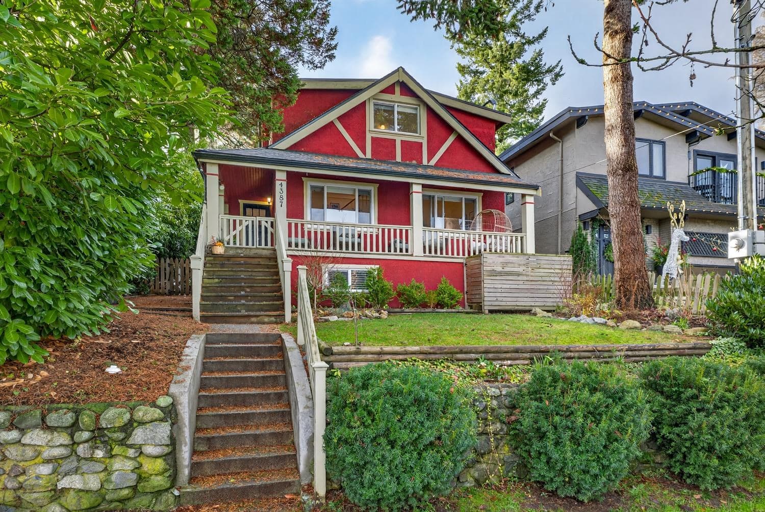 4387 St. George Street, Vancouver, V5V 4A3 — photo 1
