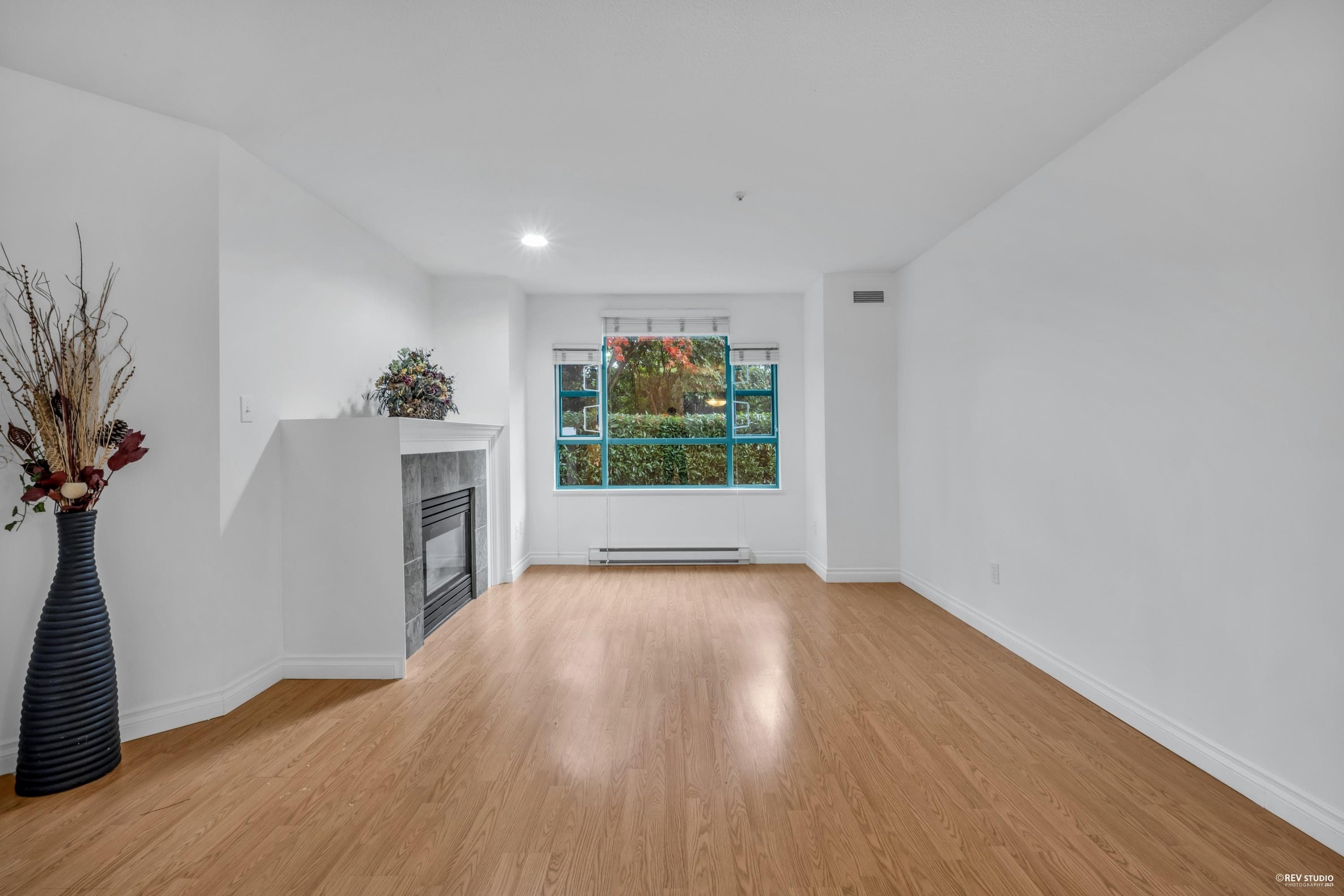 104E - 3081 Glen Drive, Coquitlam, V3B 2P8 — photo 2