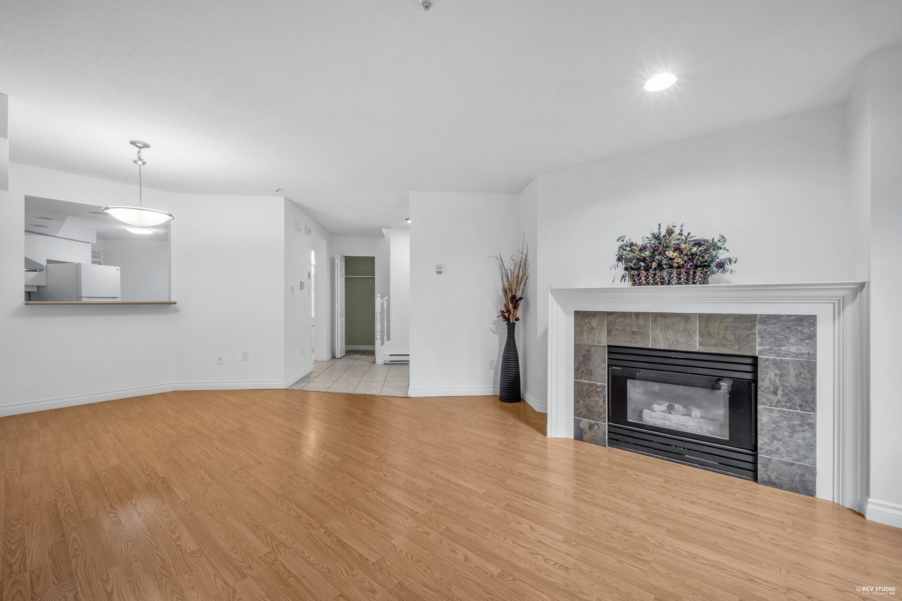 104E - 3081 Glen Drive, Coquitlam, V3B 2P8 — photo 5