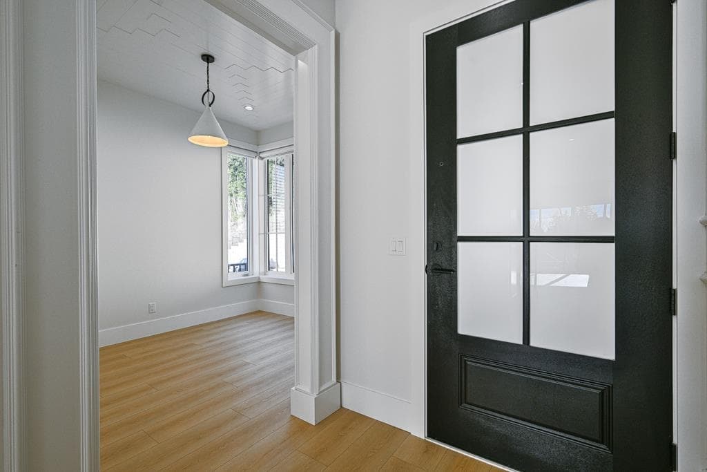 33950 Parr Avenue, Mission, V2V 6B2 — photo 2
