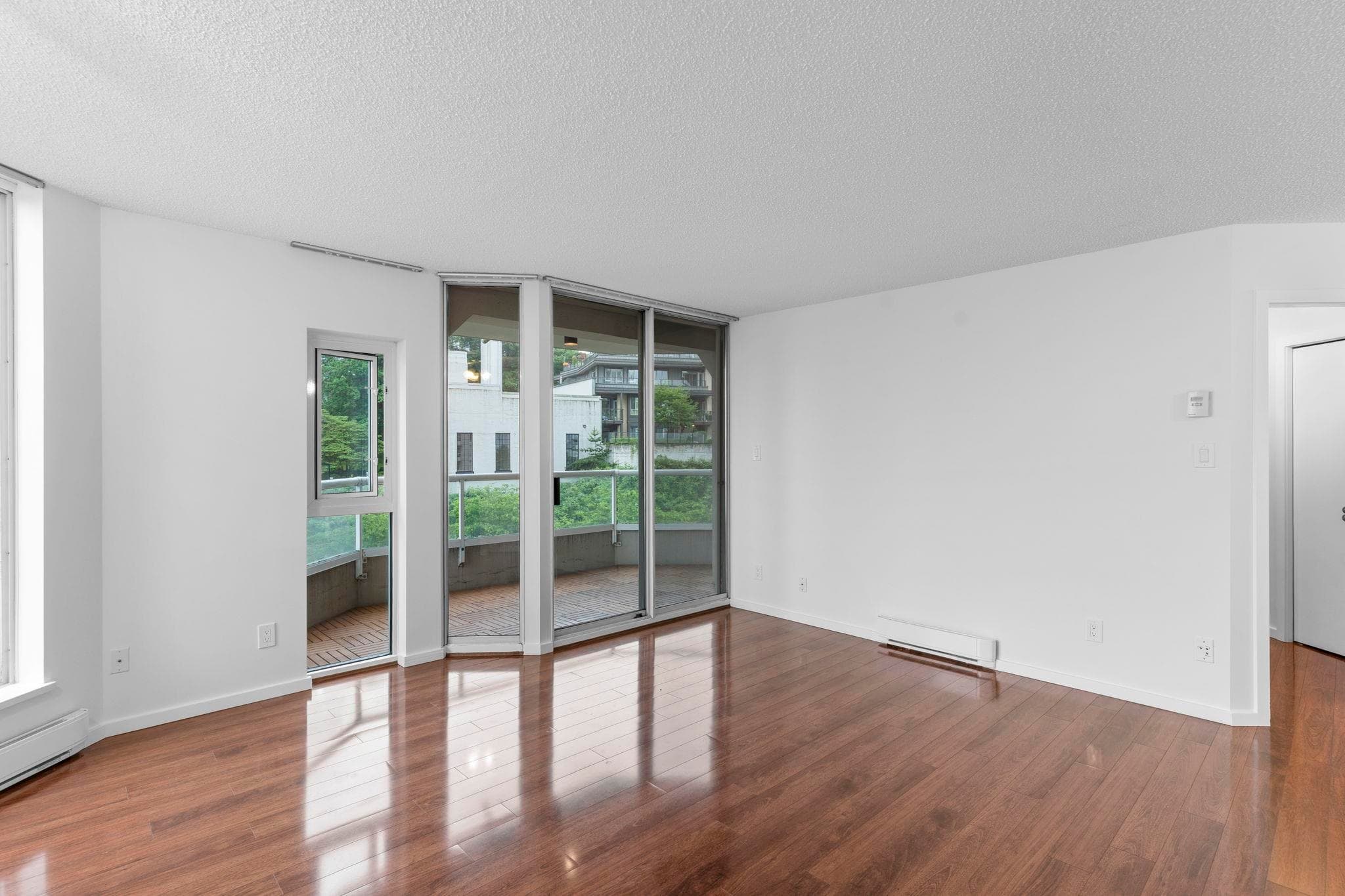 606 - 71 Jamieson Court, New Westminster, V3L 5R4 — photo 5