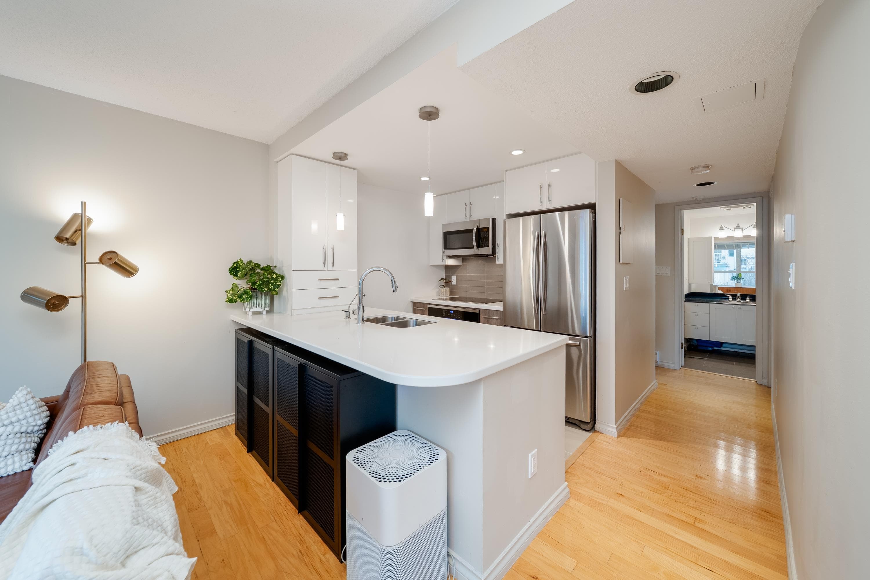 401 - 1406 Harwood Street, Vancouver, V6G 1X5 — photo 2