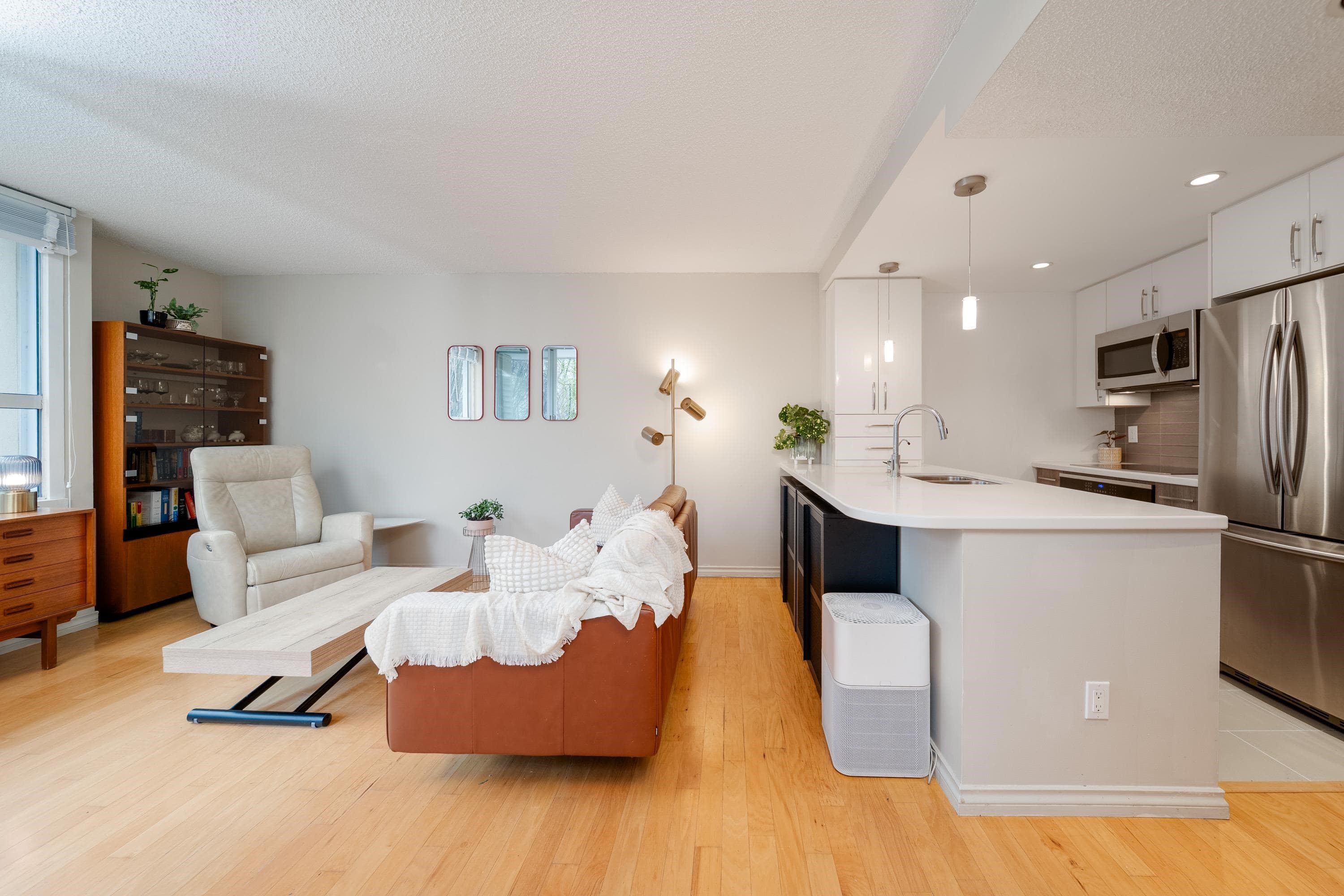 401 - 1406 Harwood Street, Vancouver, V6G 1X5 — photo 4