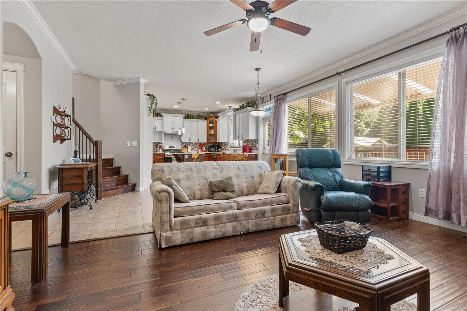 45704 Safflower Crescent, Chilliwack, V2R 0H6 — photo 5