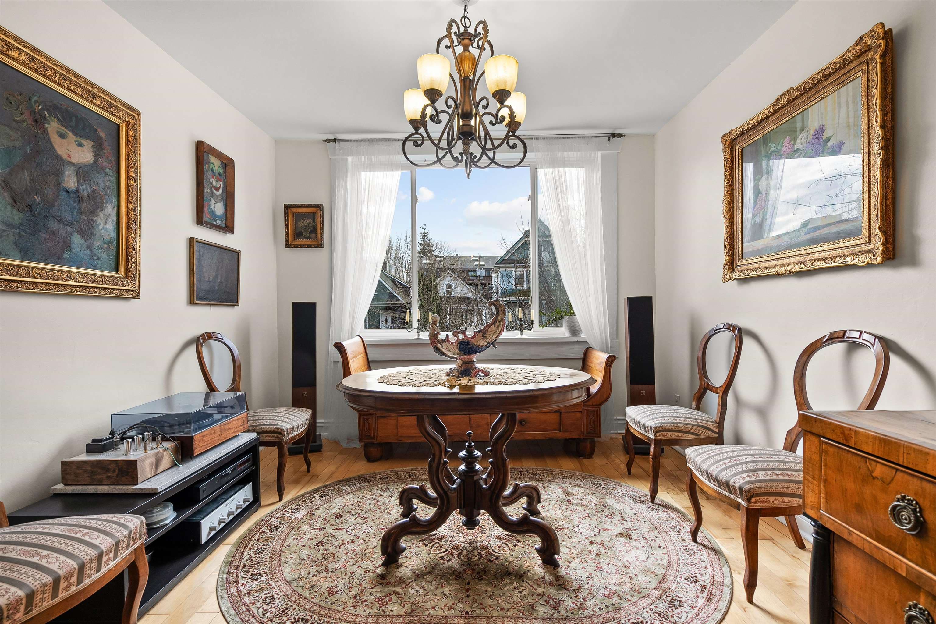 1829 - 1831 W 2nd Avenue, Vancouver