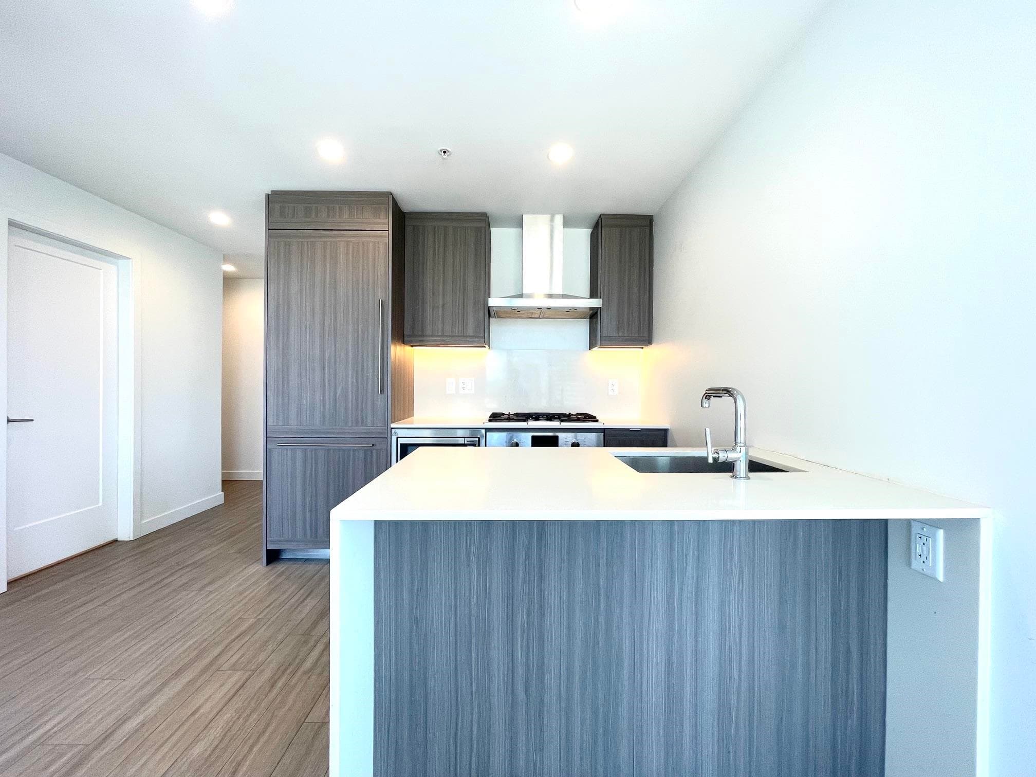 1604 - 2351 Beta Avenue, Burnaby, V5C 0M2 — photo 5