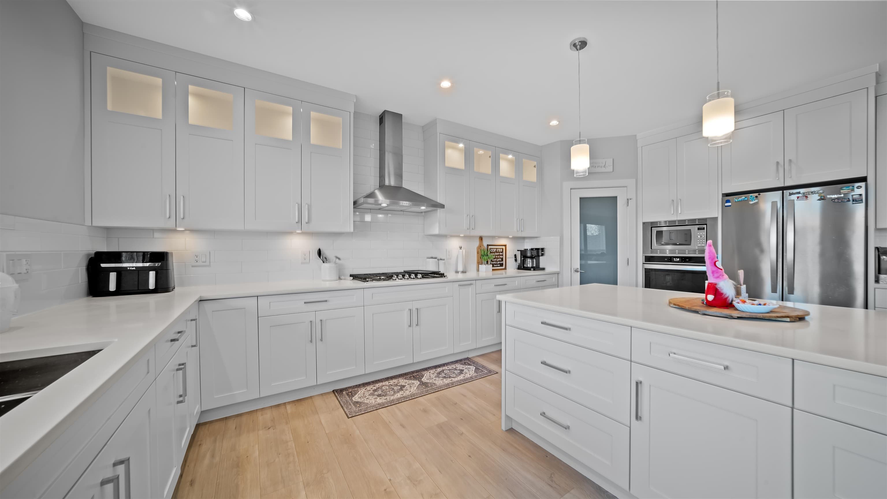 14551 61 Avenue, Surrey, V3S 4R6 — photo 4