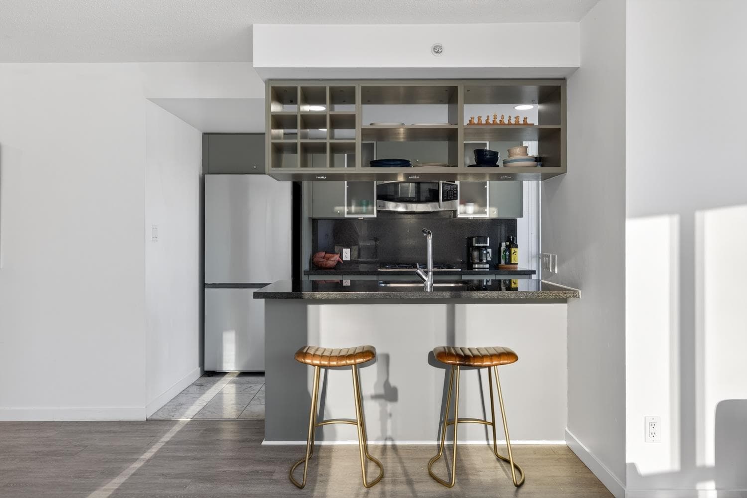 1011 - 833 Seymour Street, Vancouver, V6B 0G4 — photo 2
