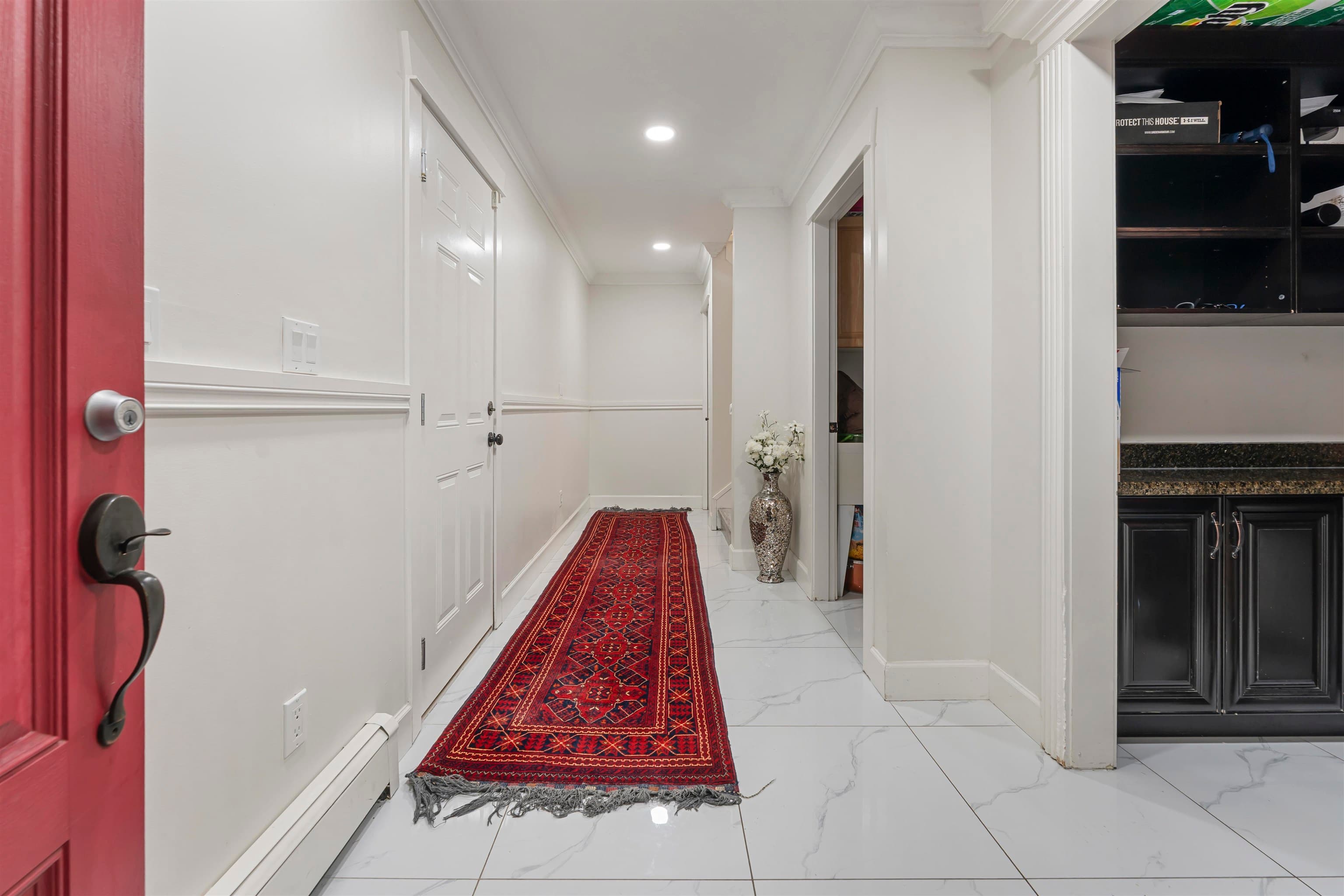 6516 142a Street, Surrey, V3W 1T4 — photo 3