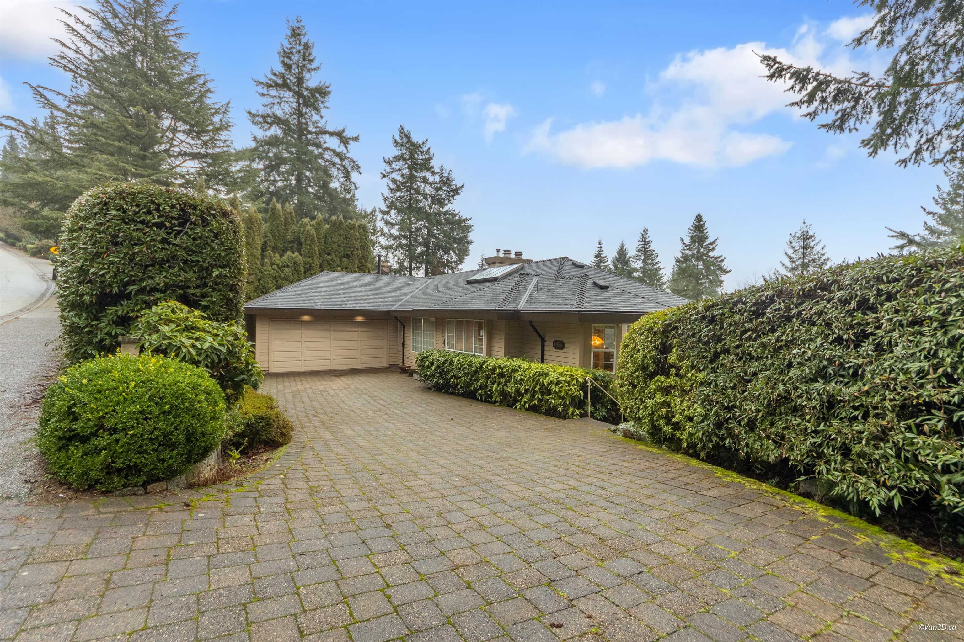 4856 Headland Drive, West Vancouver, V7W 2Z3 — photo 1