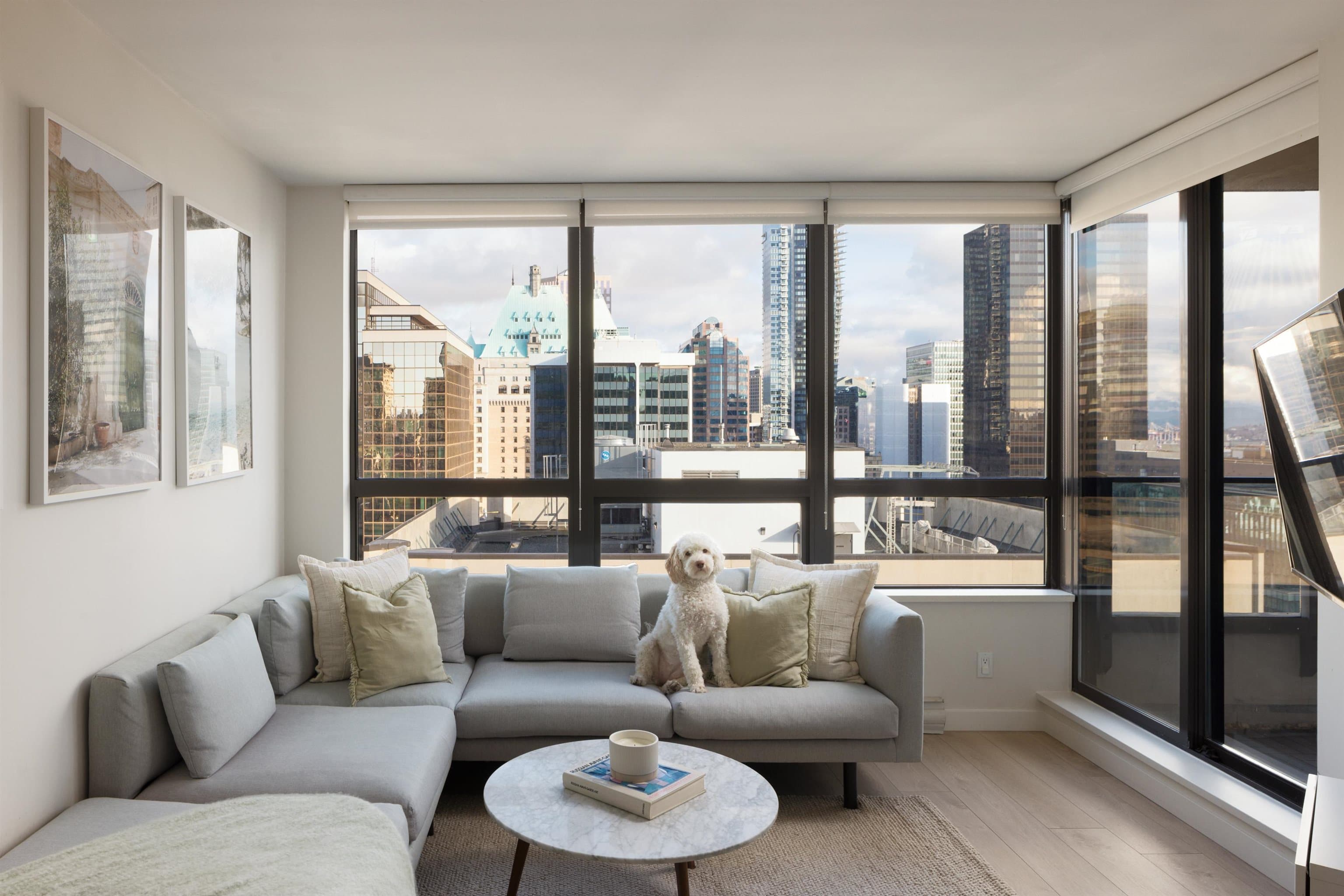1916 - 938 Smithe Street, Vancouver, V6Z 3H8 — photo 1