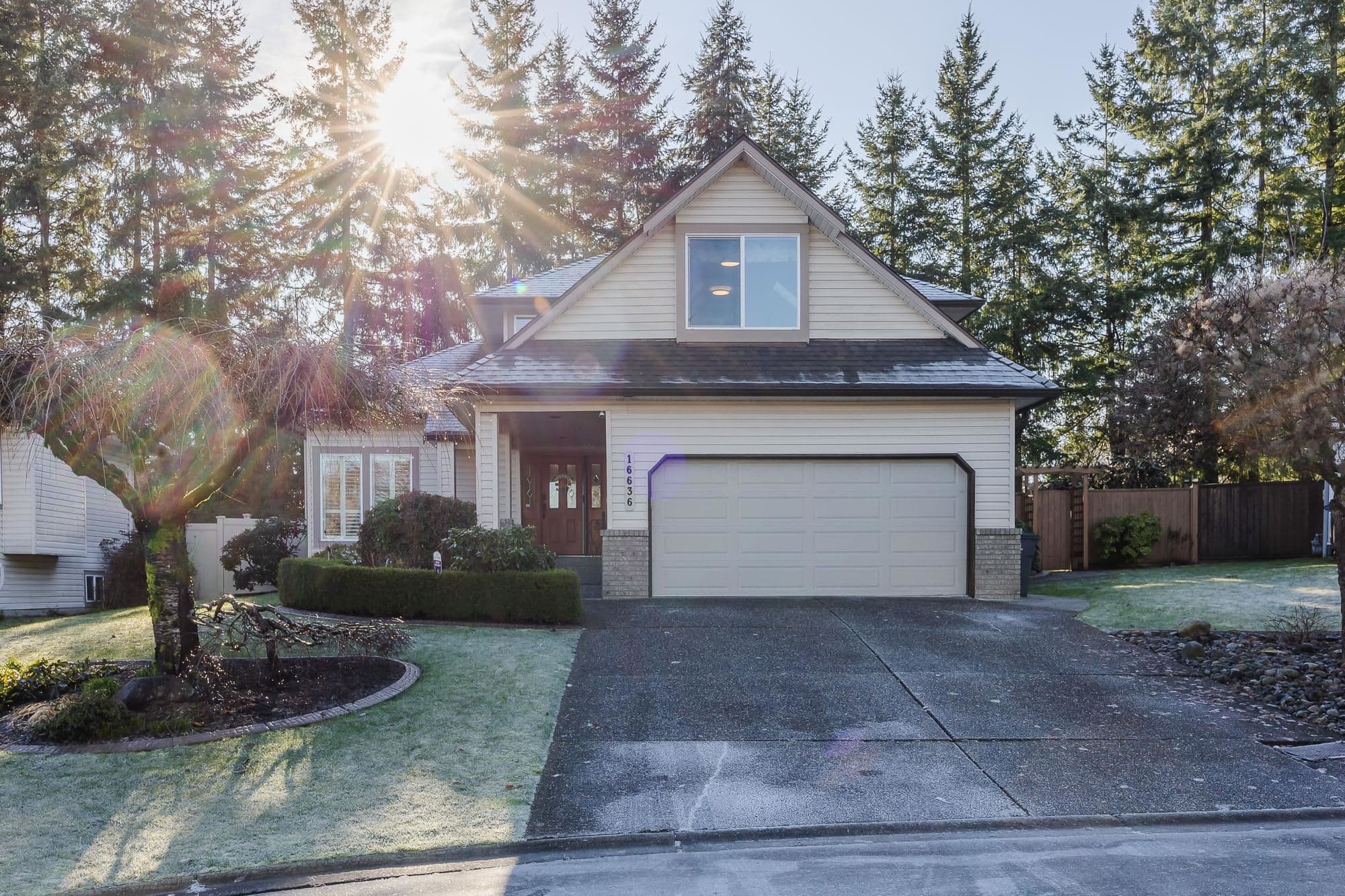 16636 83 Avenue, Surrey, V4N 3H4 — photo 2