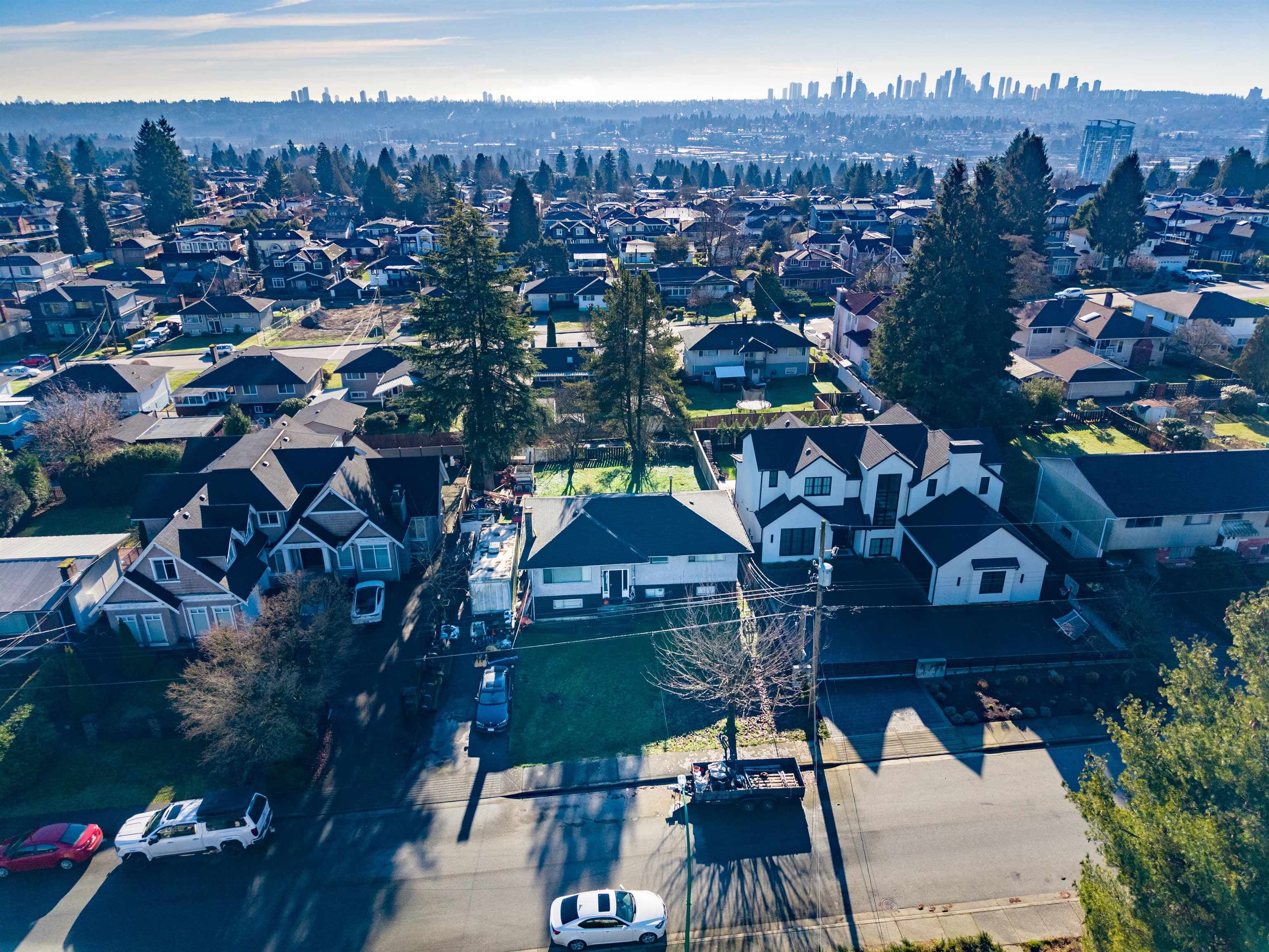 Lot 1 - 6370 Napier Street, Burnaby, V5B 2C1 — photo 3