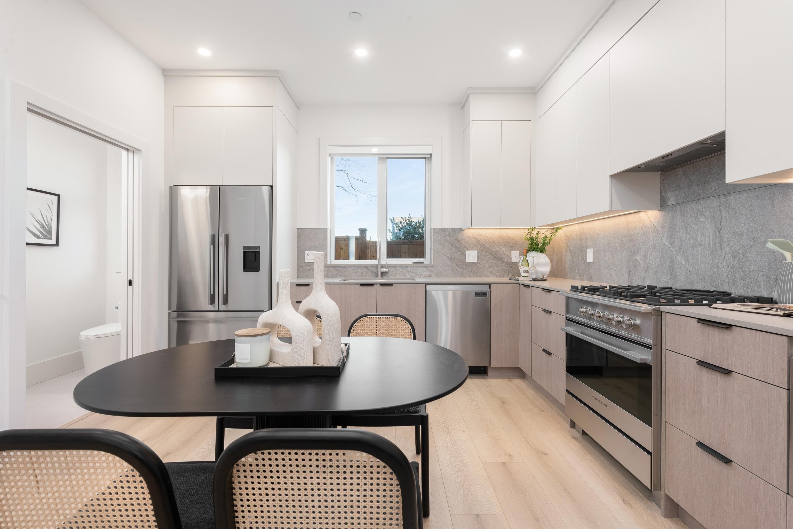 323 N Kamloops Street, Vancouver, V5K 0A9 — photo 5