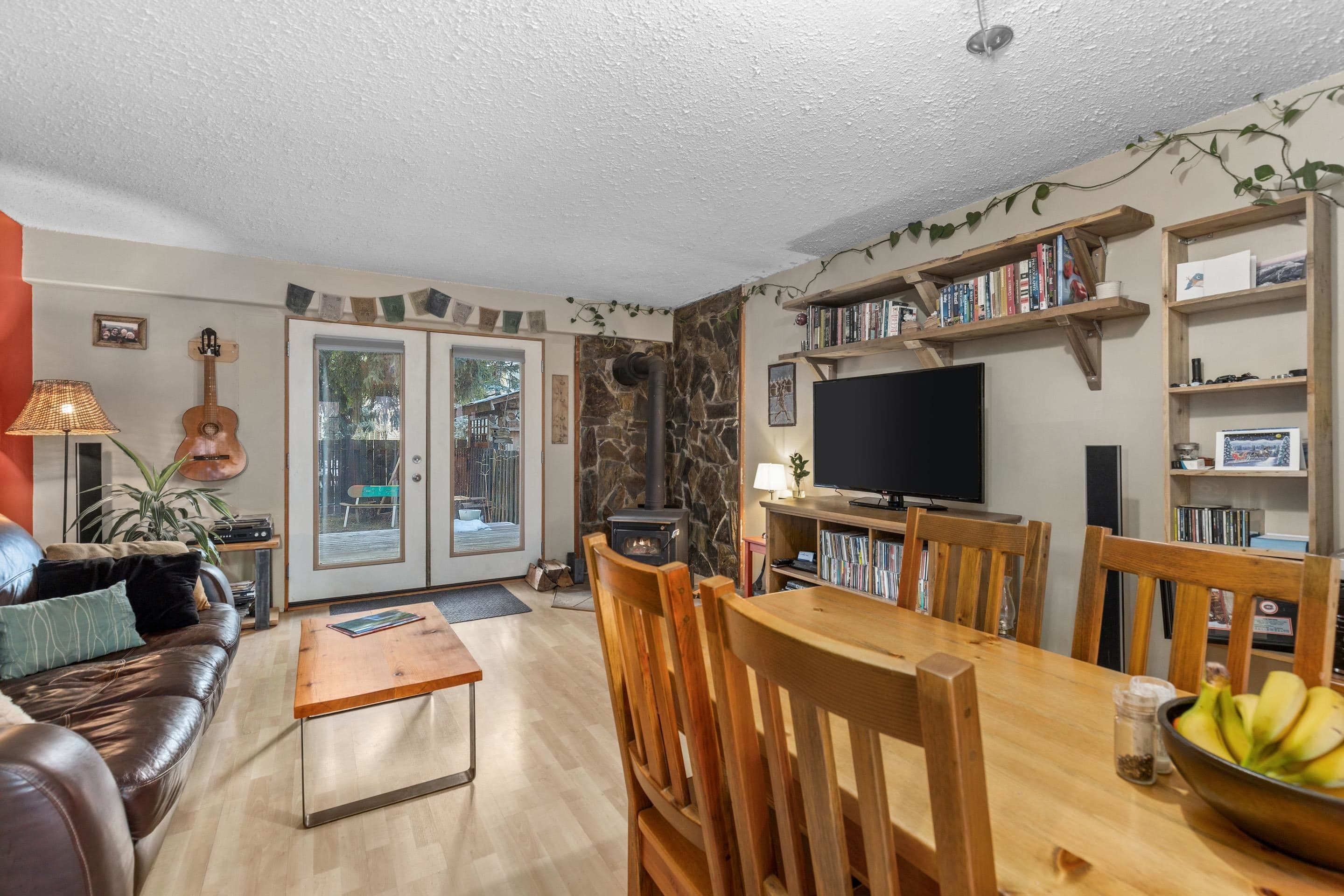 15 - 1470 Laurel Street, Pemberton, V0N 2L1 — photo 2