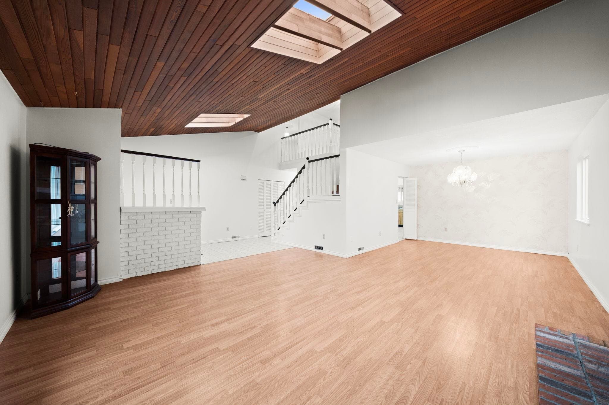 1140 Lansdowne Drive, Coquitlam, V3B 5R3 — photo 4