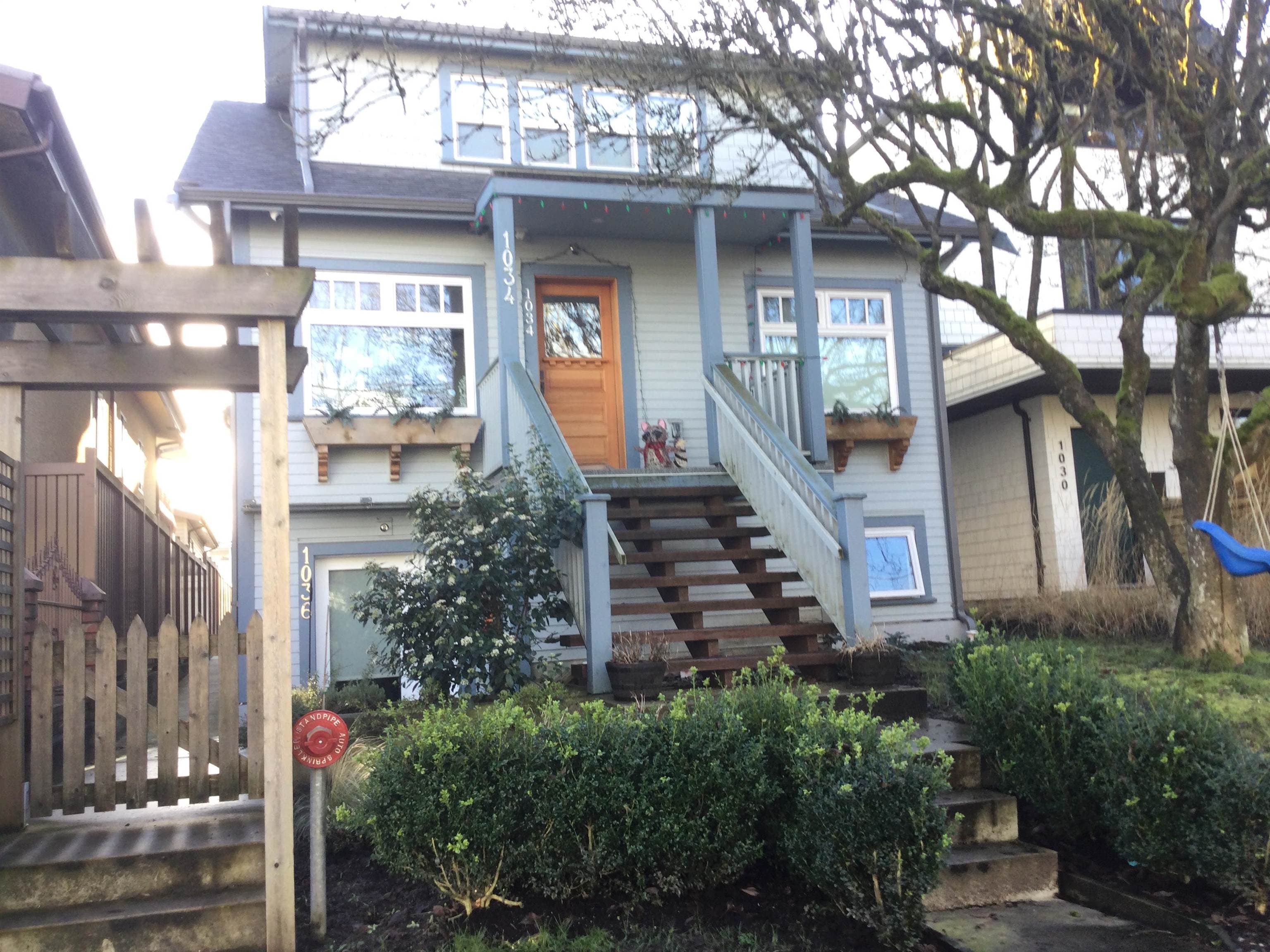 1036 E 14th Avenue, Vancouver, V5T 2N9 — photo 1