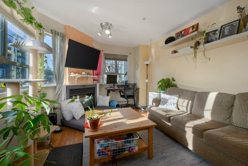 204 - 1520 Cotton Drive, Vancouver, V5L 3V2 — photo 2