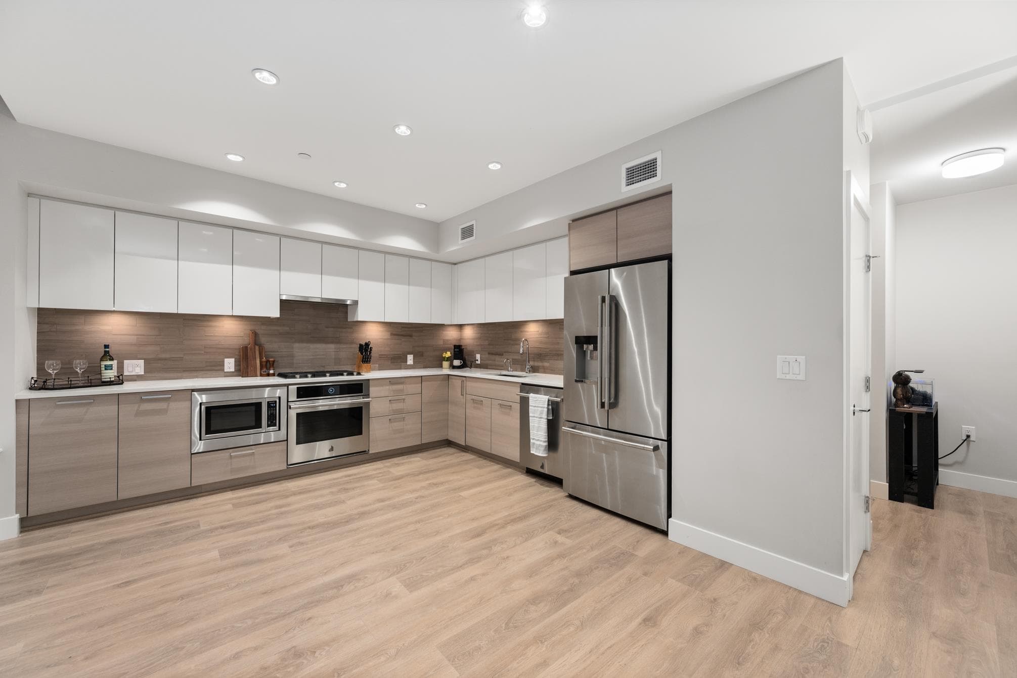 3482 Marine Way, Vancouver, V5S 0H1 — photo 3
