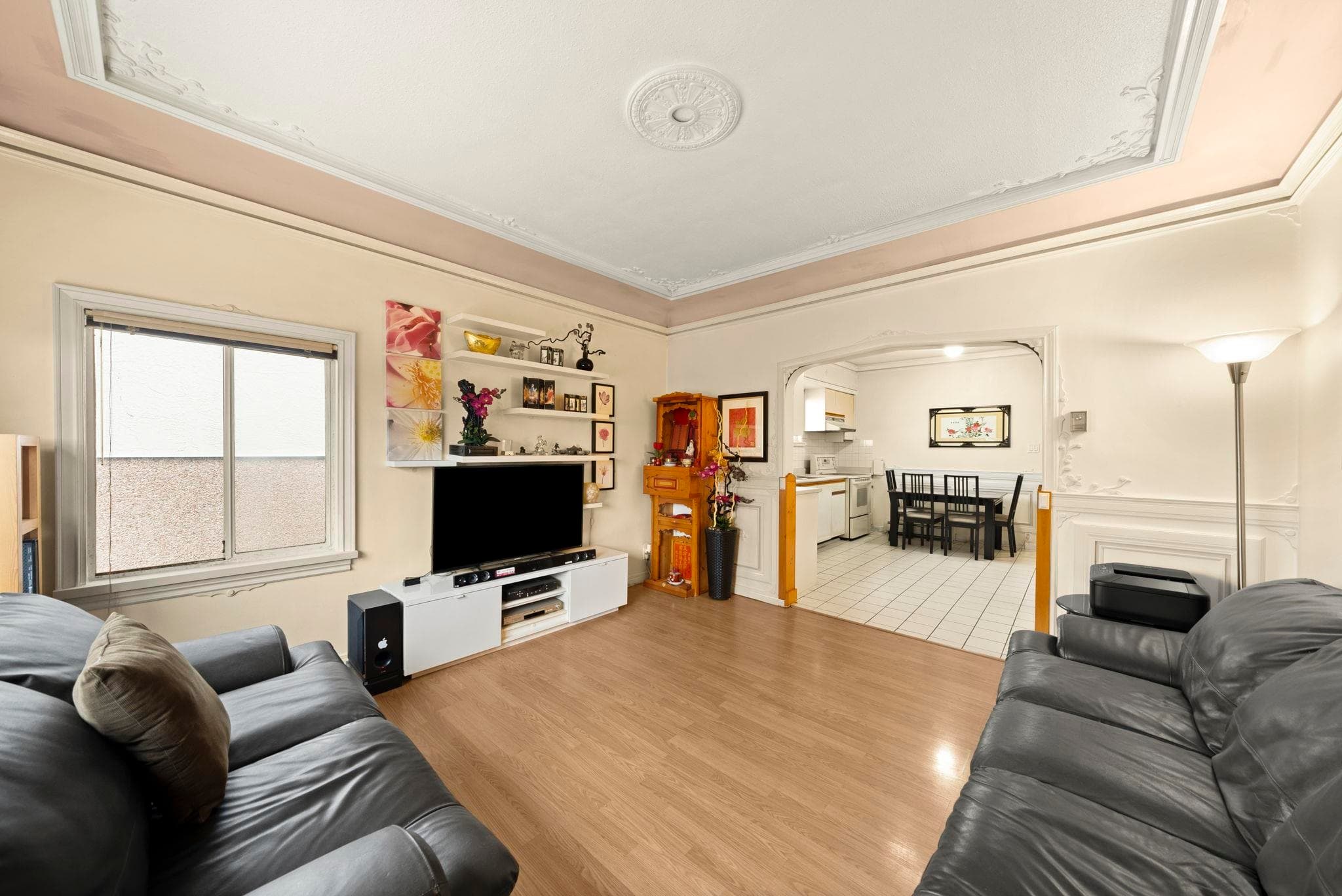 2168 Renfrew Street, Vancouver, V5M 3J5 — photo 2