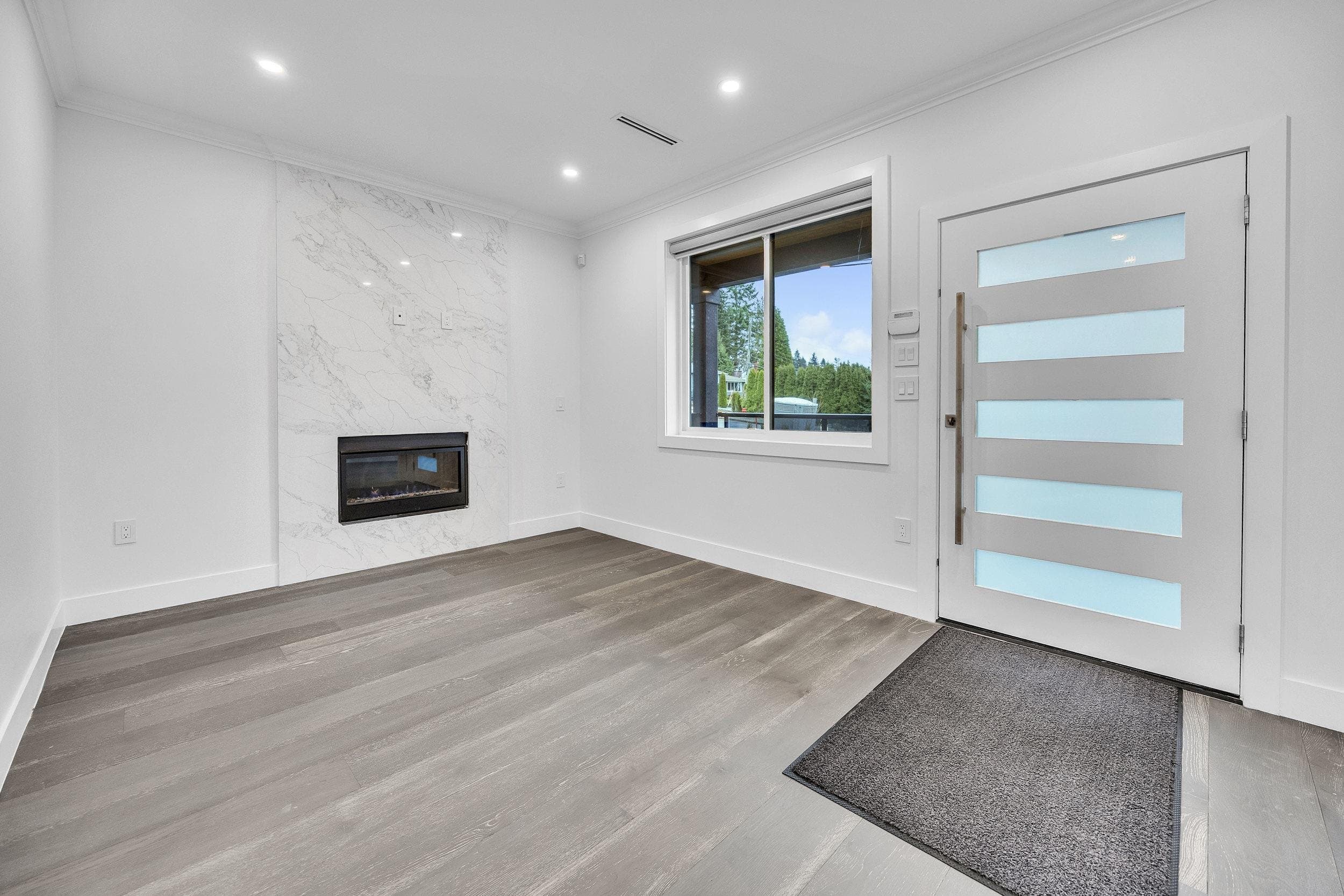 812 Montroyal Boulevard, North Vancouver, V7R 2G6 — photo 4